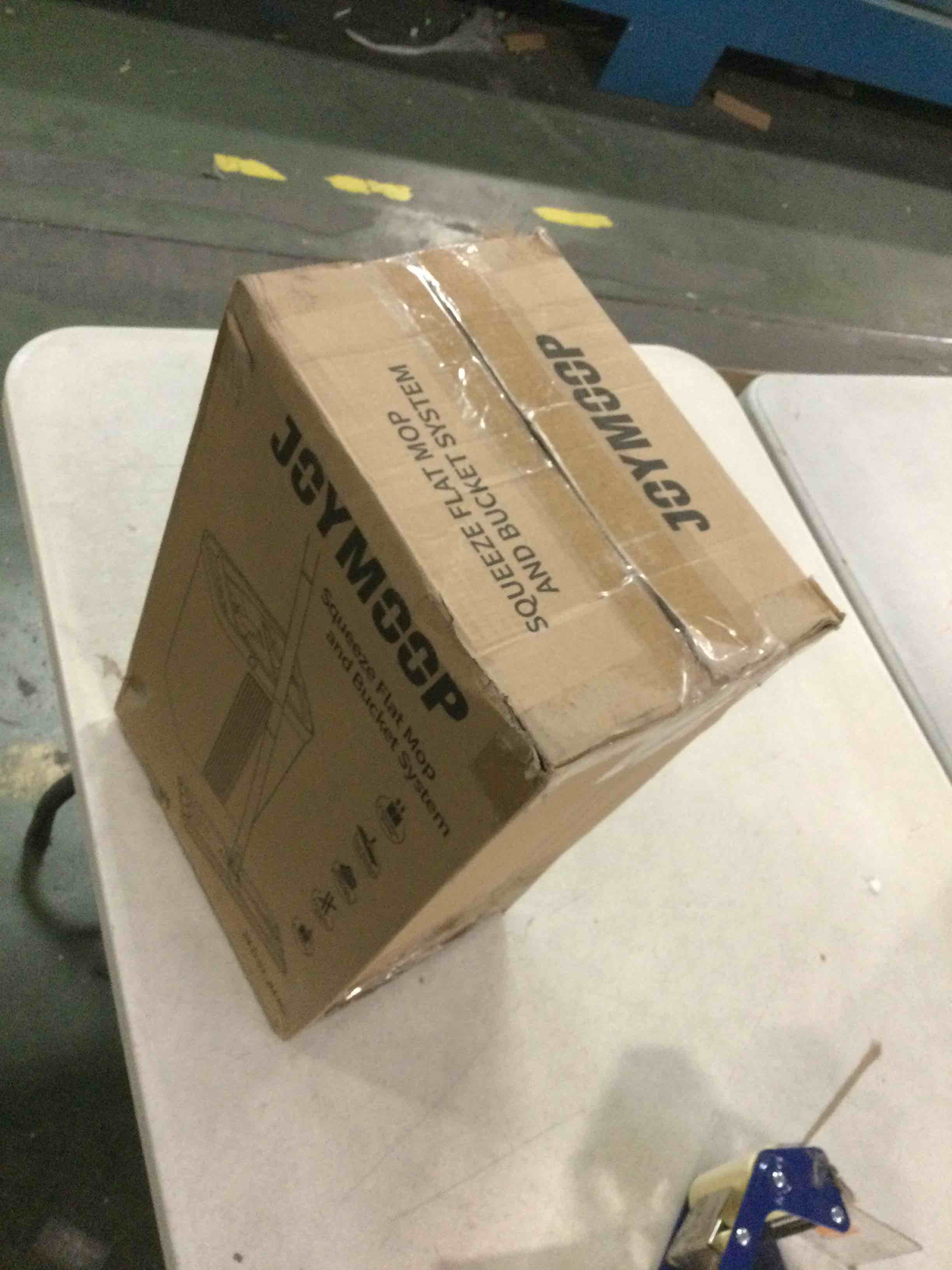 https://s3.amazonaws.com/lotting-images-prod/bidfta/RED6006830_1708091037937.jpeg