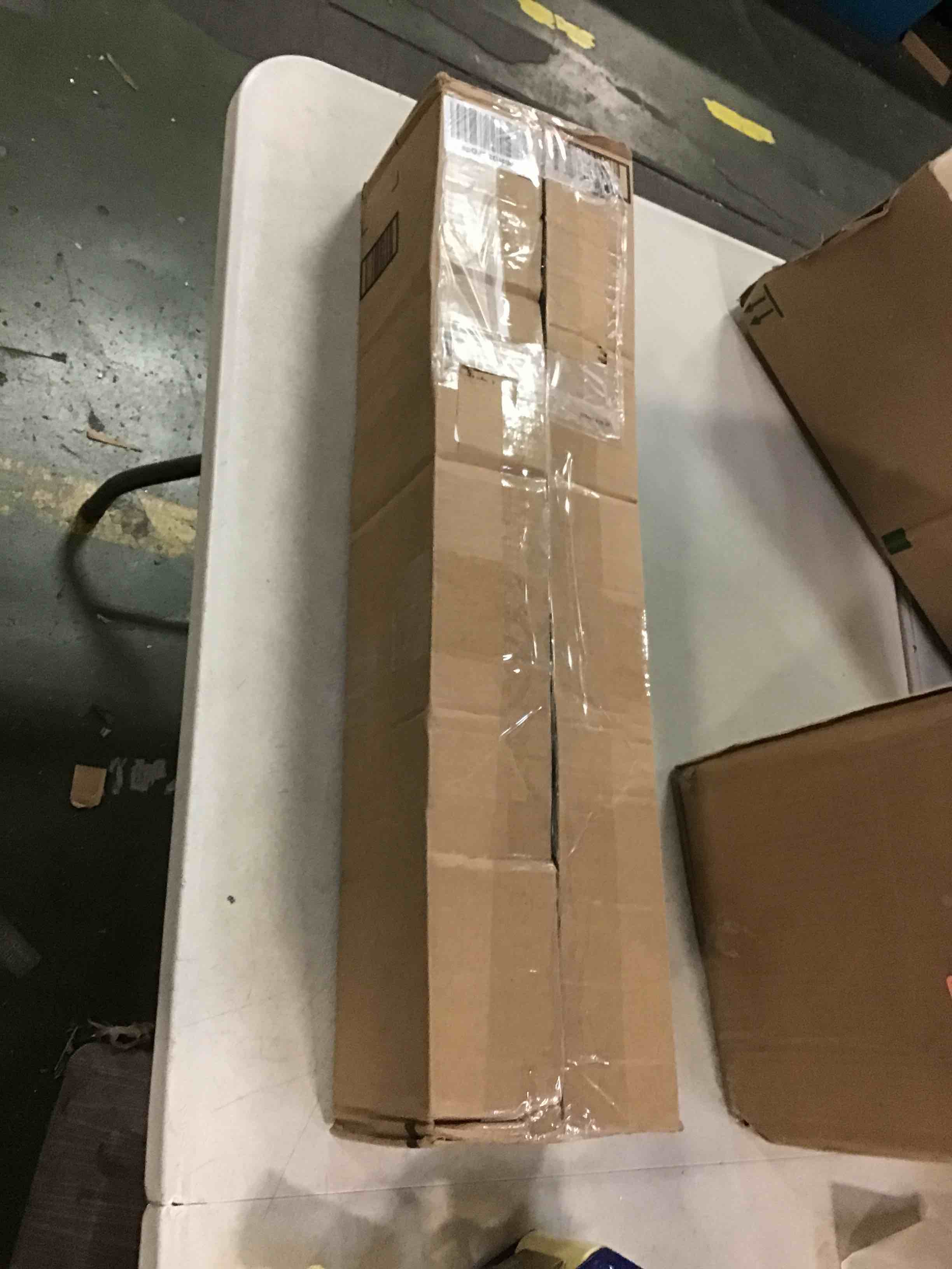 https://s3.amazonaws.com/lotting-images-prod/bidfta/RED6006968_1708110184699.jpeg