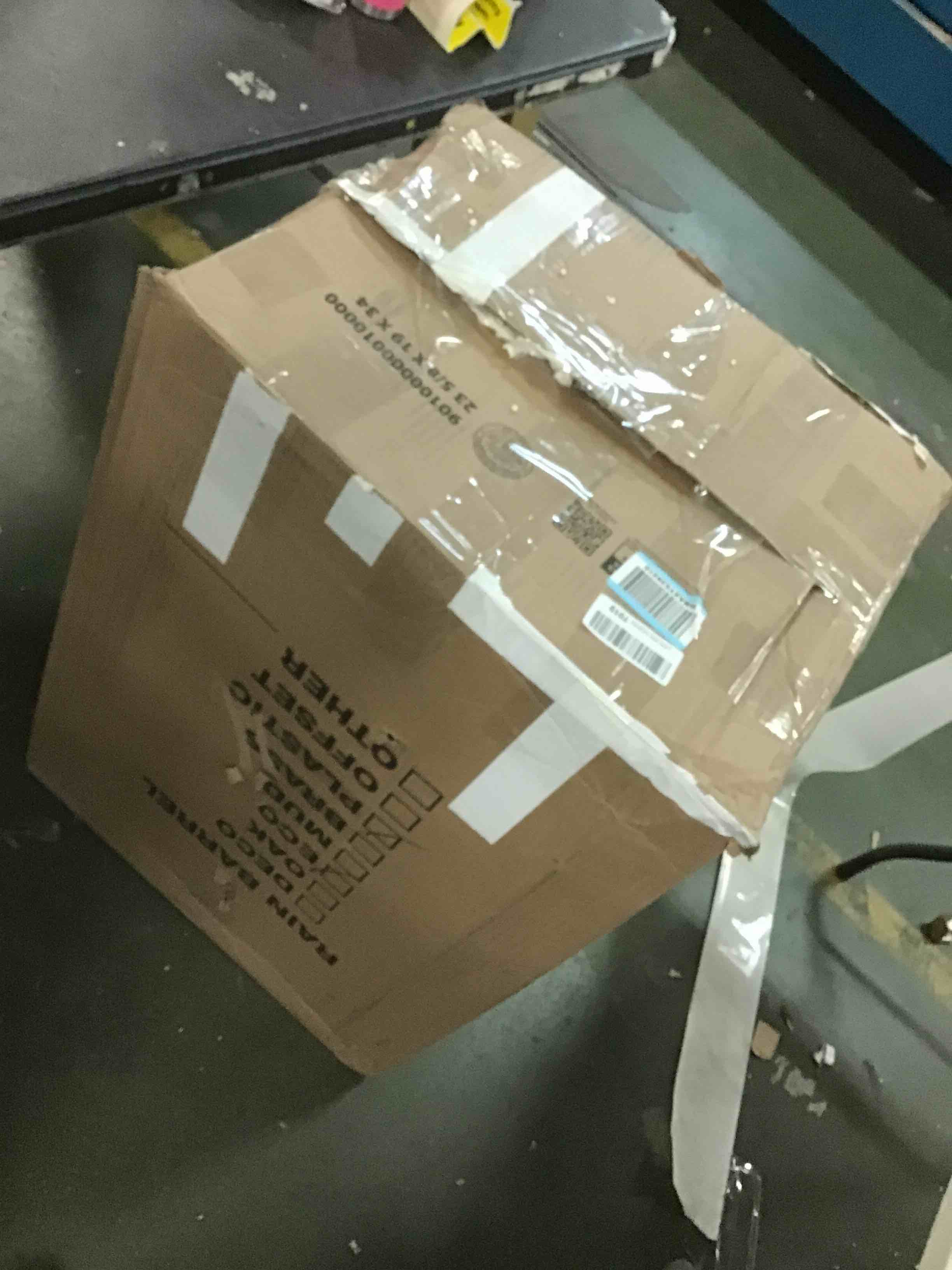 https://s3.amazonaws.com/lotting-images-prod/bidfta/RED6007030_1708117338801.jpeg