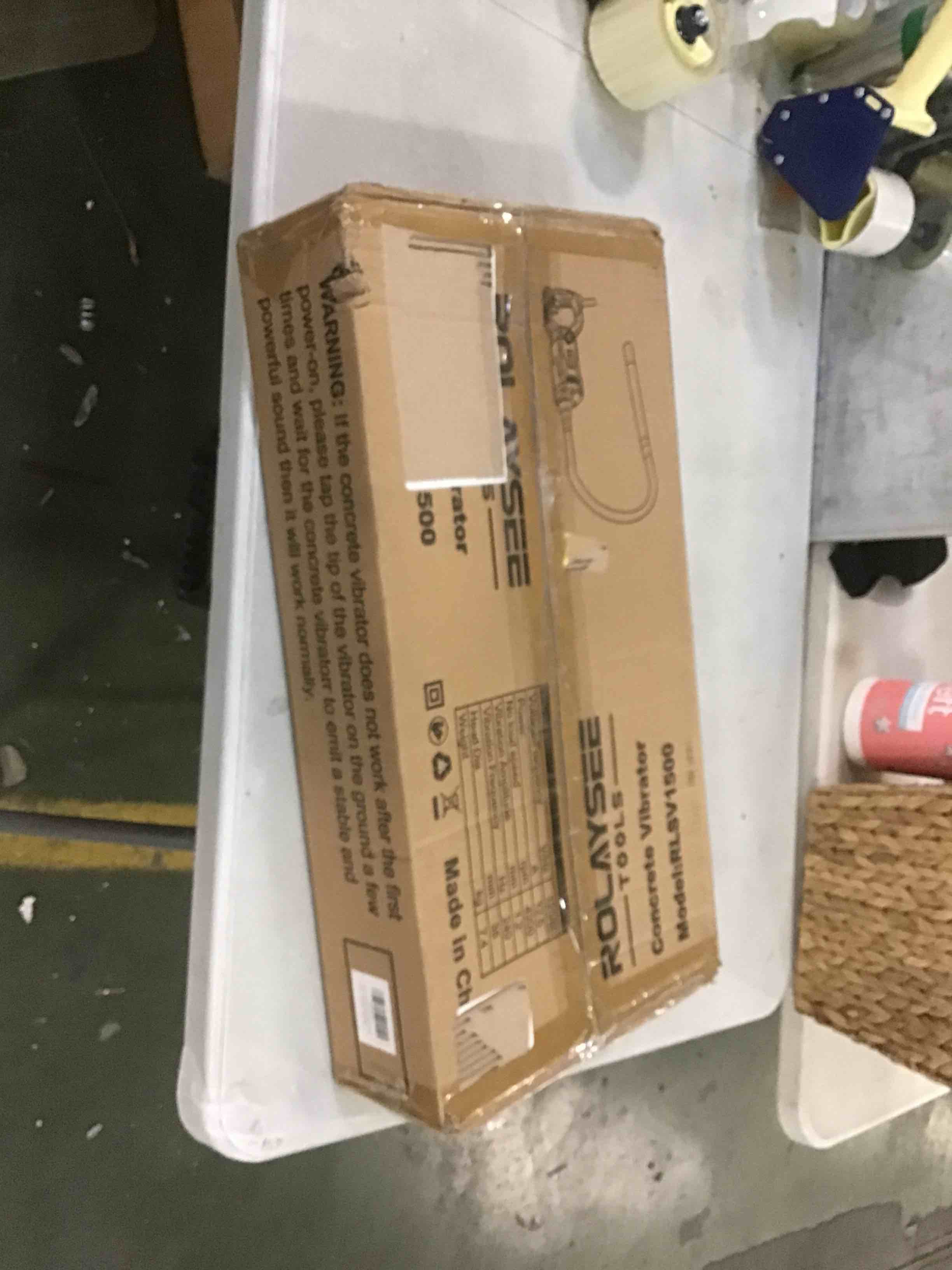 https://s3.amazonaws.com/lotting-images-prod/bidfta/RED6007144_1708187424393.jpeg