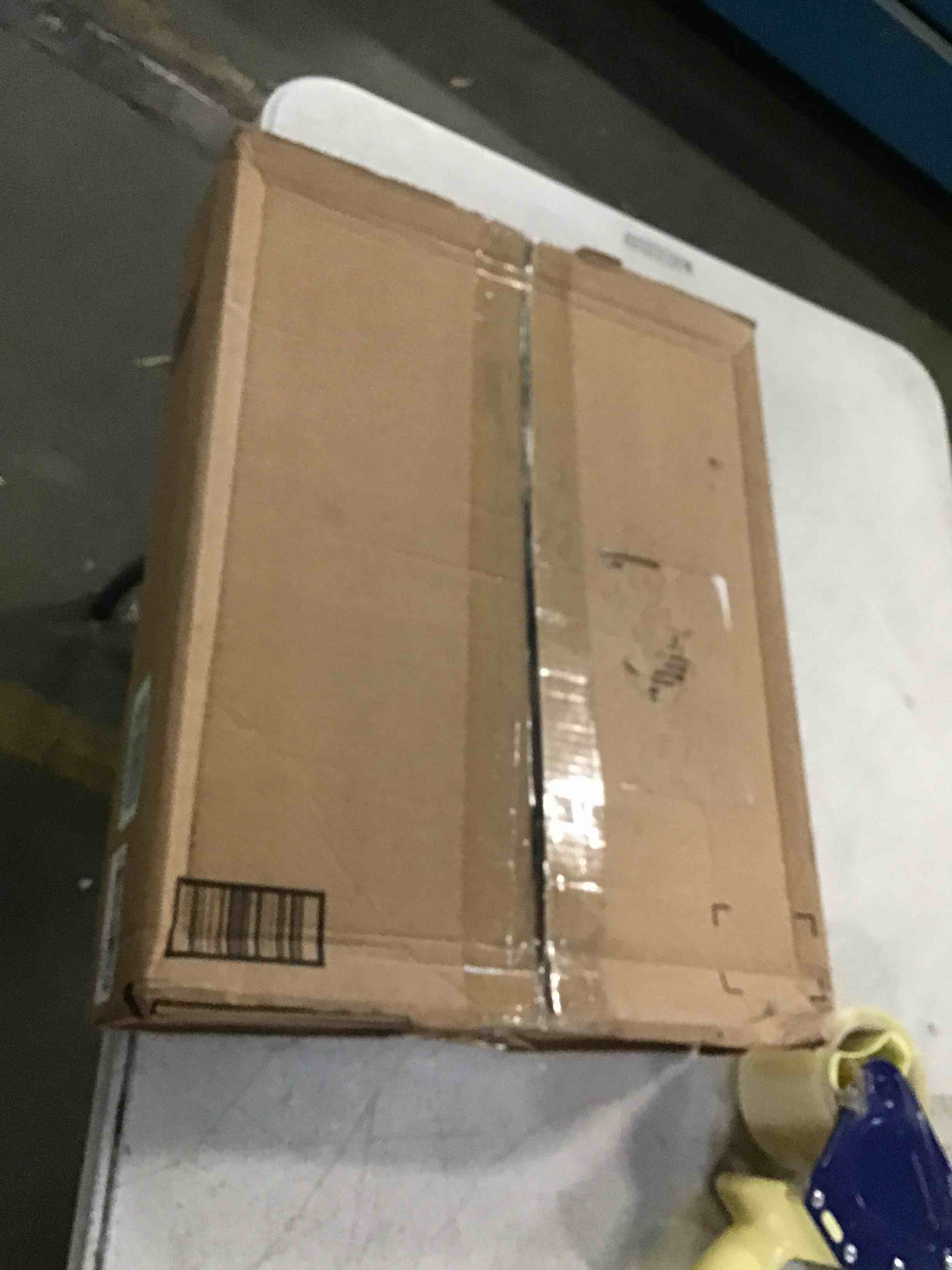 https://s3.amazonaws.com/lotting-images-prod/bidfta/RED6007535_1708376154513.jpeg