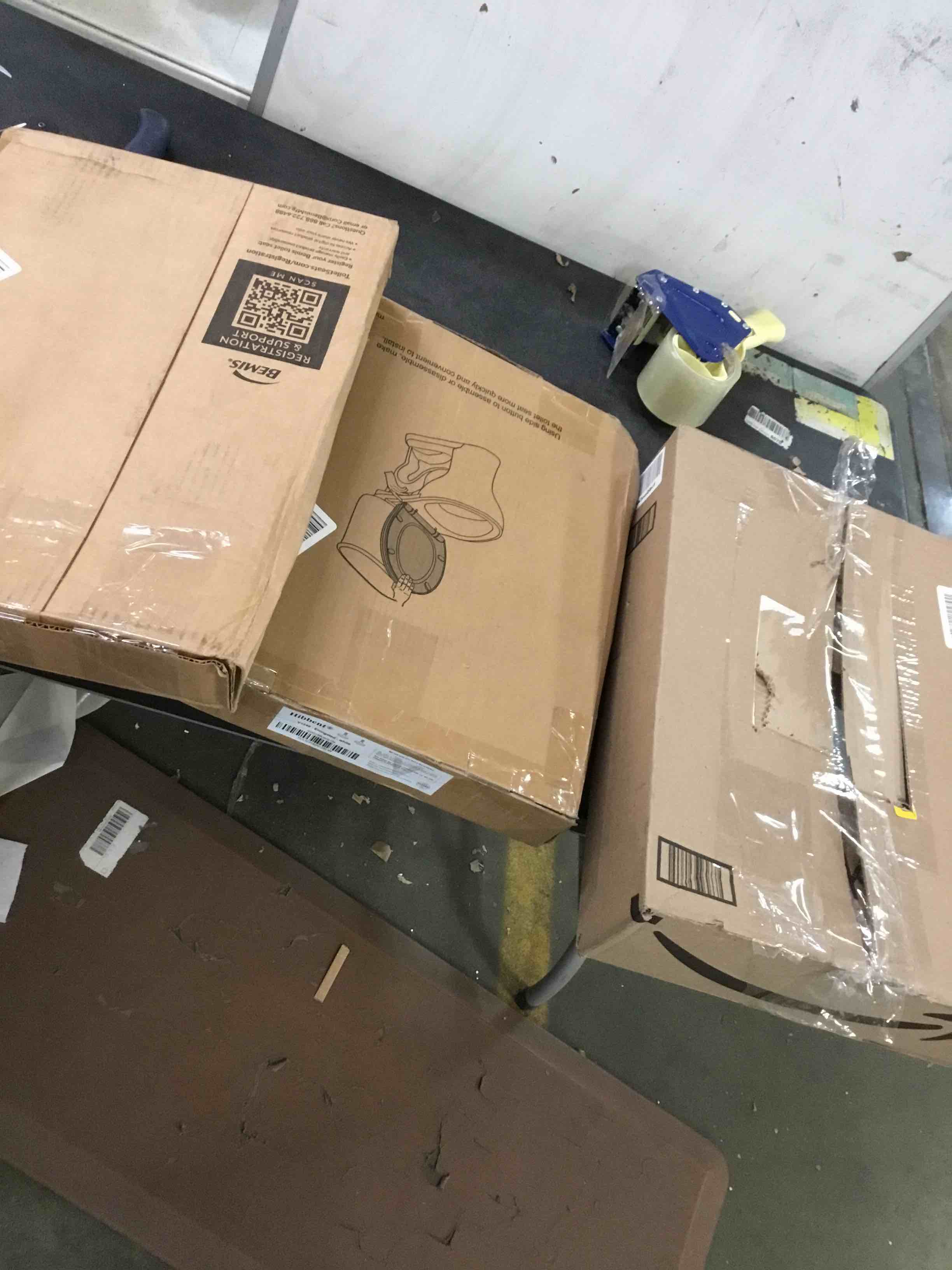 Assorted Toilet Seats 