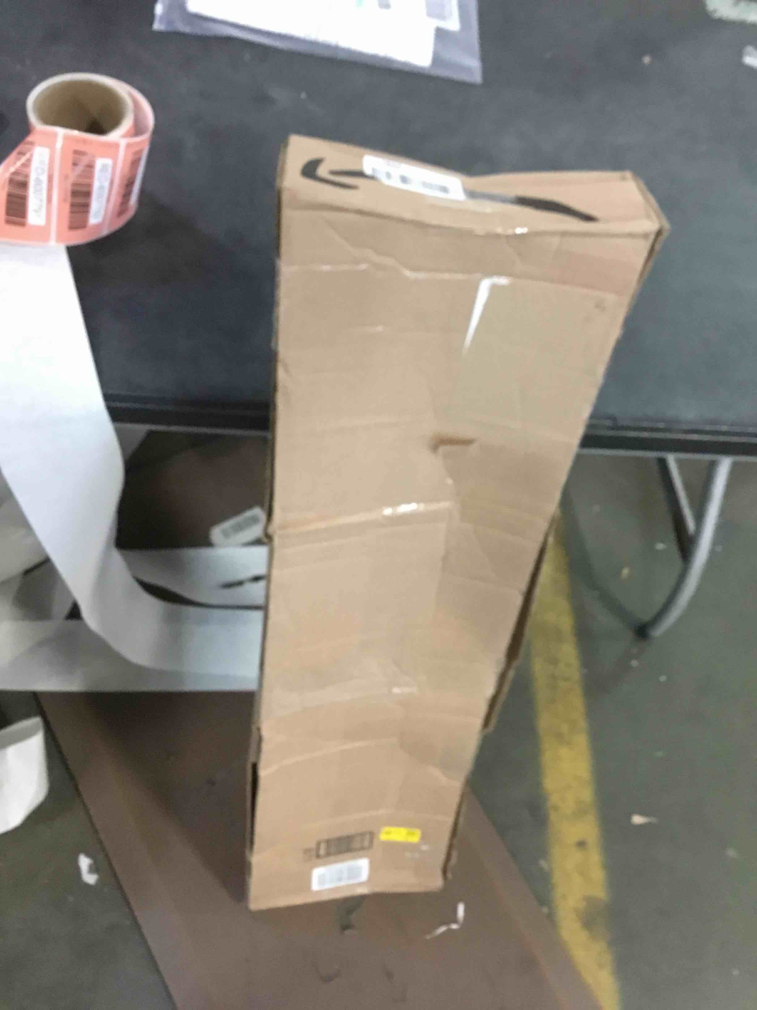 https://s3.amazonaws.com/lotting-images-prod/bidfta/RED6007791_1708462571561.jpeg