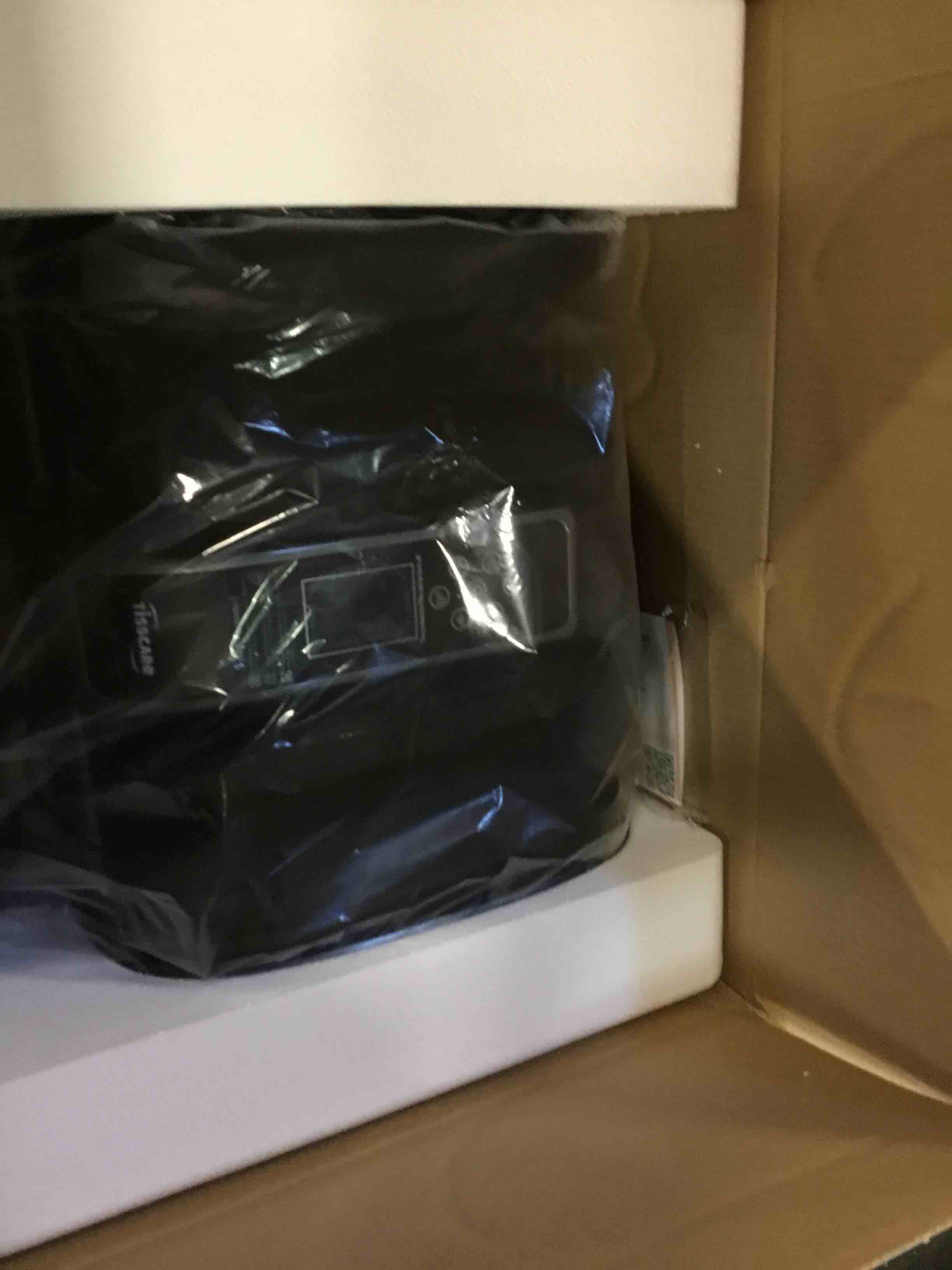 https://s3.amazonaws.com/lotting-images-prod/bidfta/RED6007799_1708463736239.jpeg