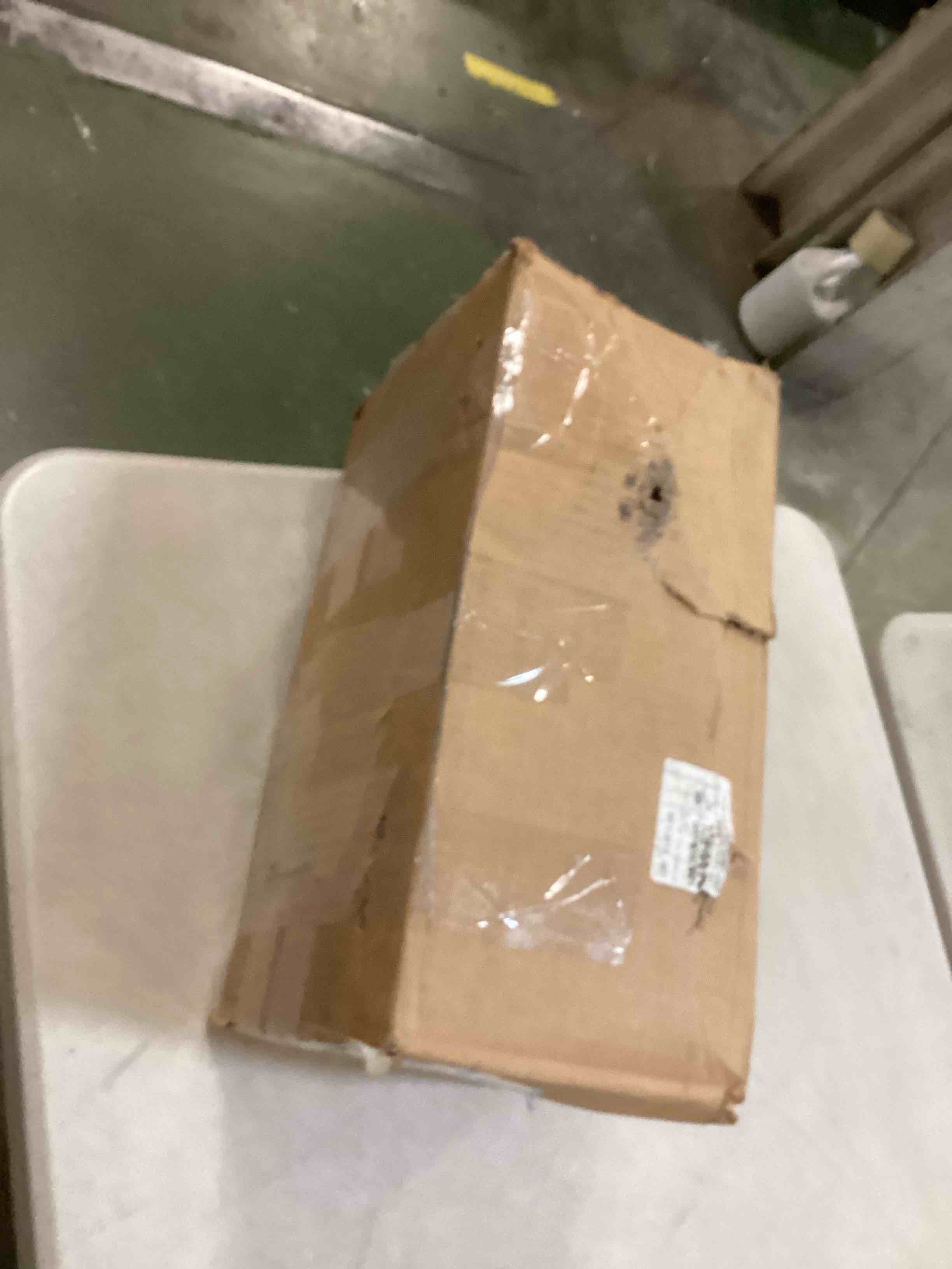 https://s3.amazonaws.com/lotting-images-prod/bidfta/RED6007817_1708518738903.jpeg