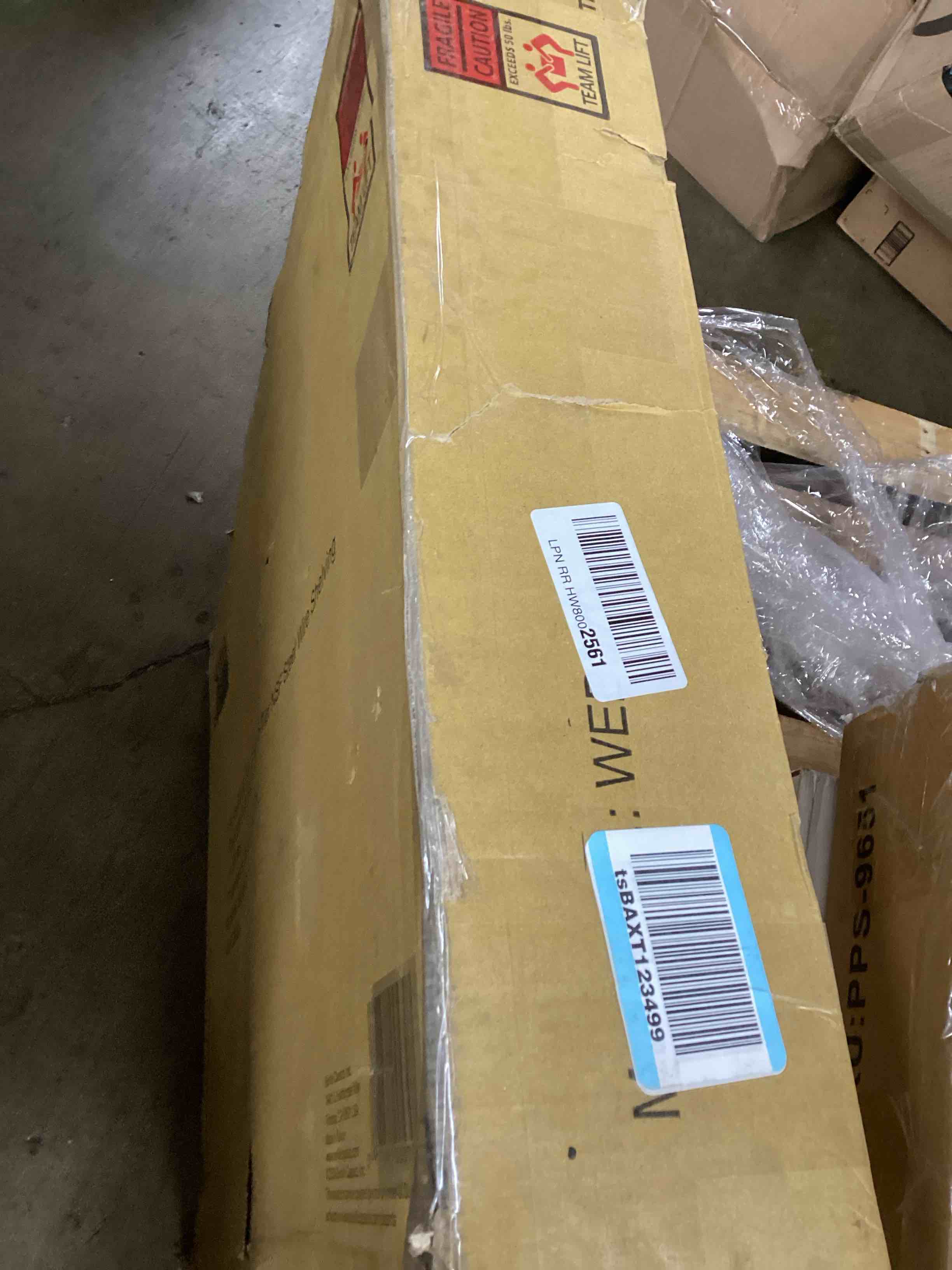 https://s3.amazonaws.com/lotting-images-prod/bidfta/RED6008351_1720637080224.jpeg