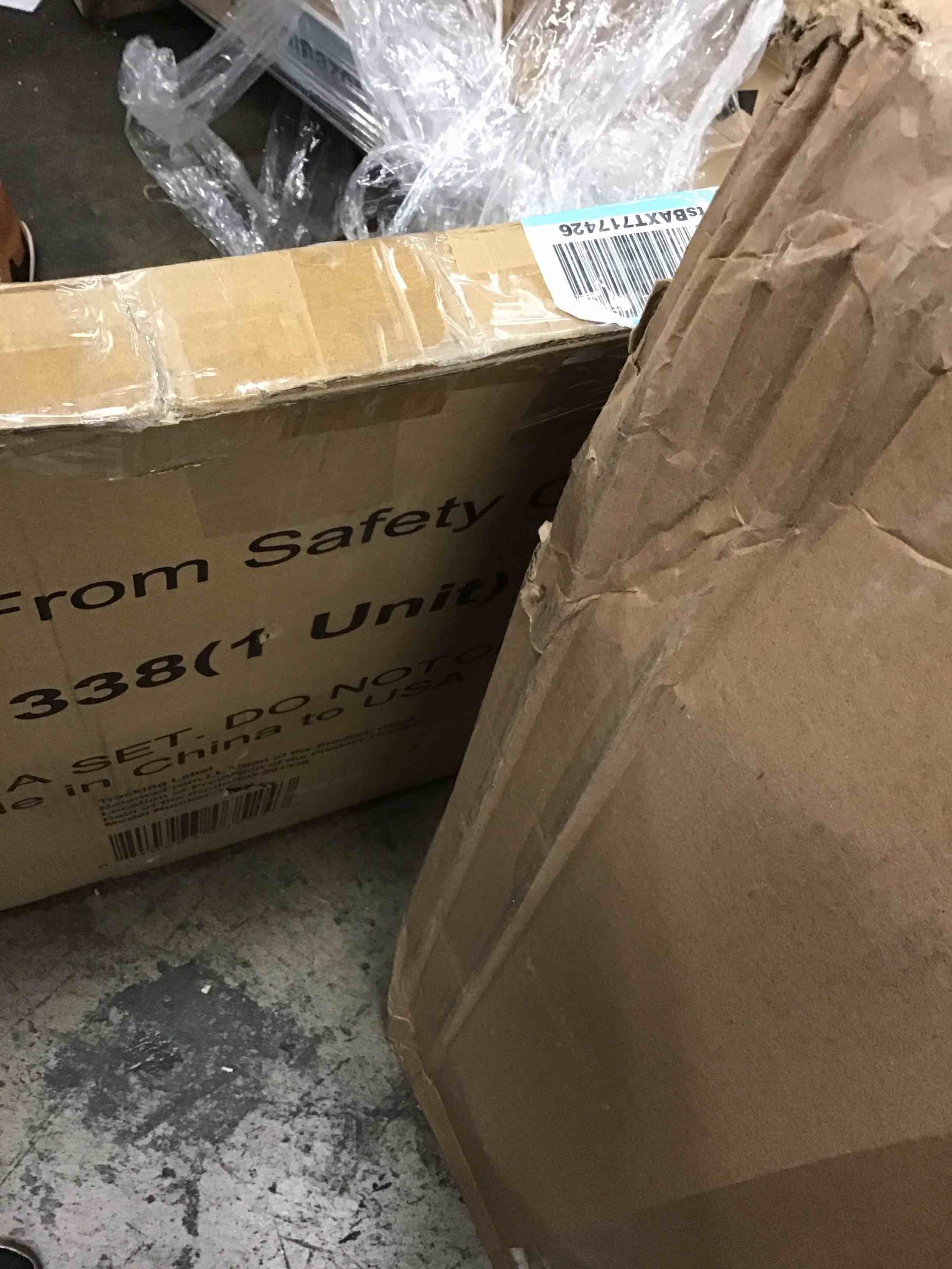 https://s3.amazonaws.com/lotting-images-prod/bidfta/RED6009054_1722534341769.jpeg