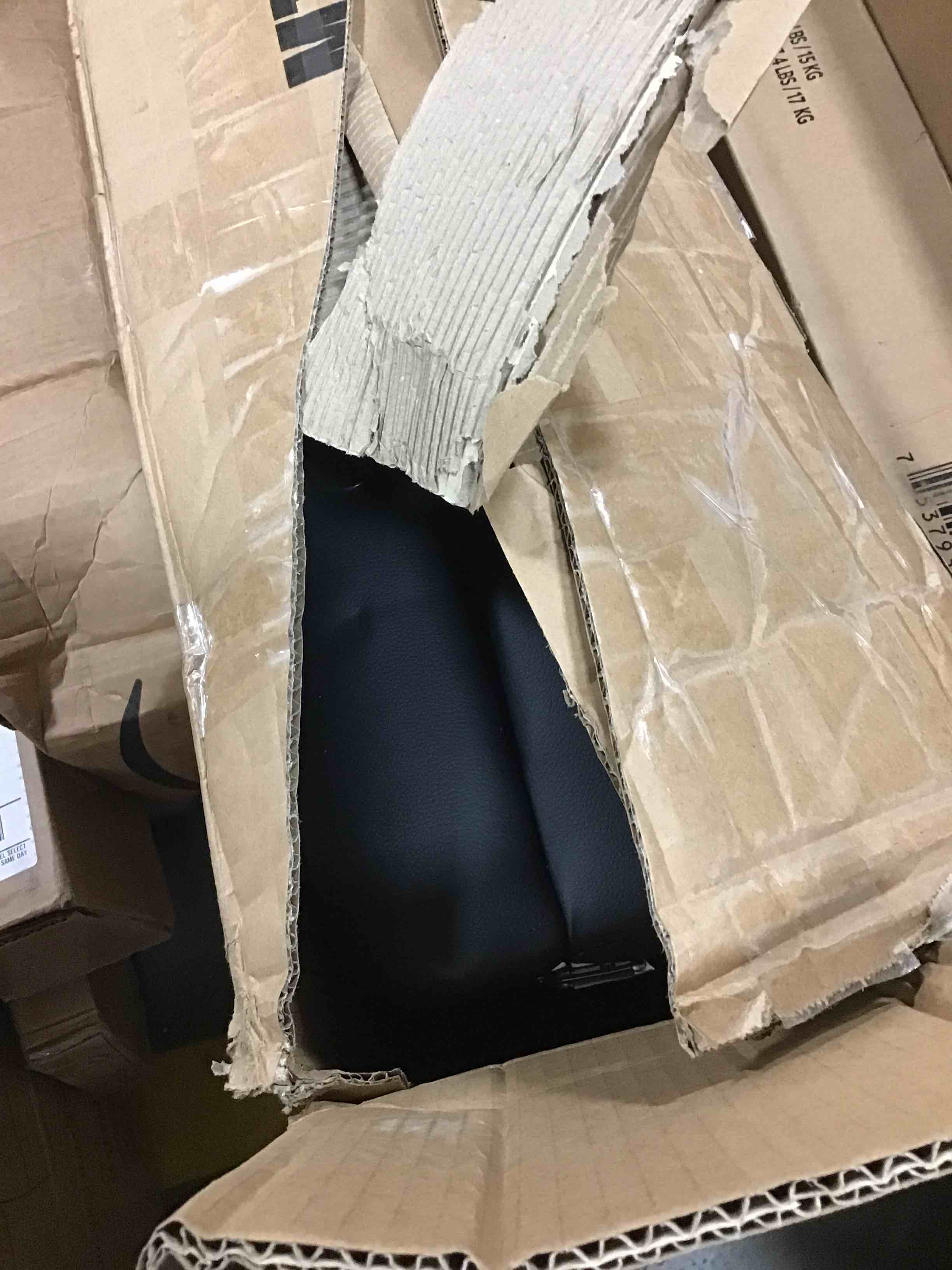 https://s3.amazonaws.com/lotting-images-prod/bidfta/RED6011397_1719581159174.jpeg