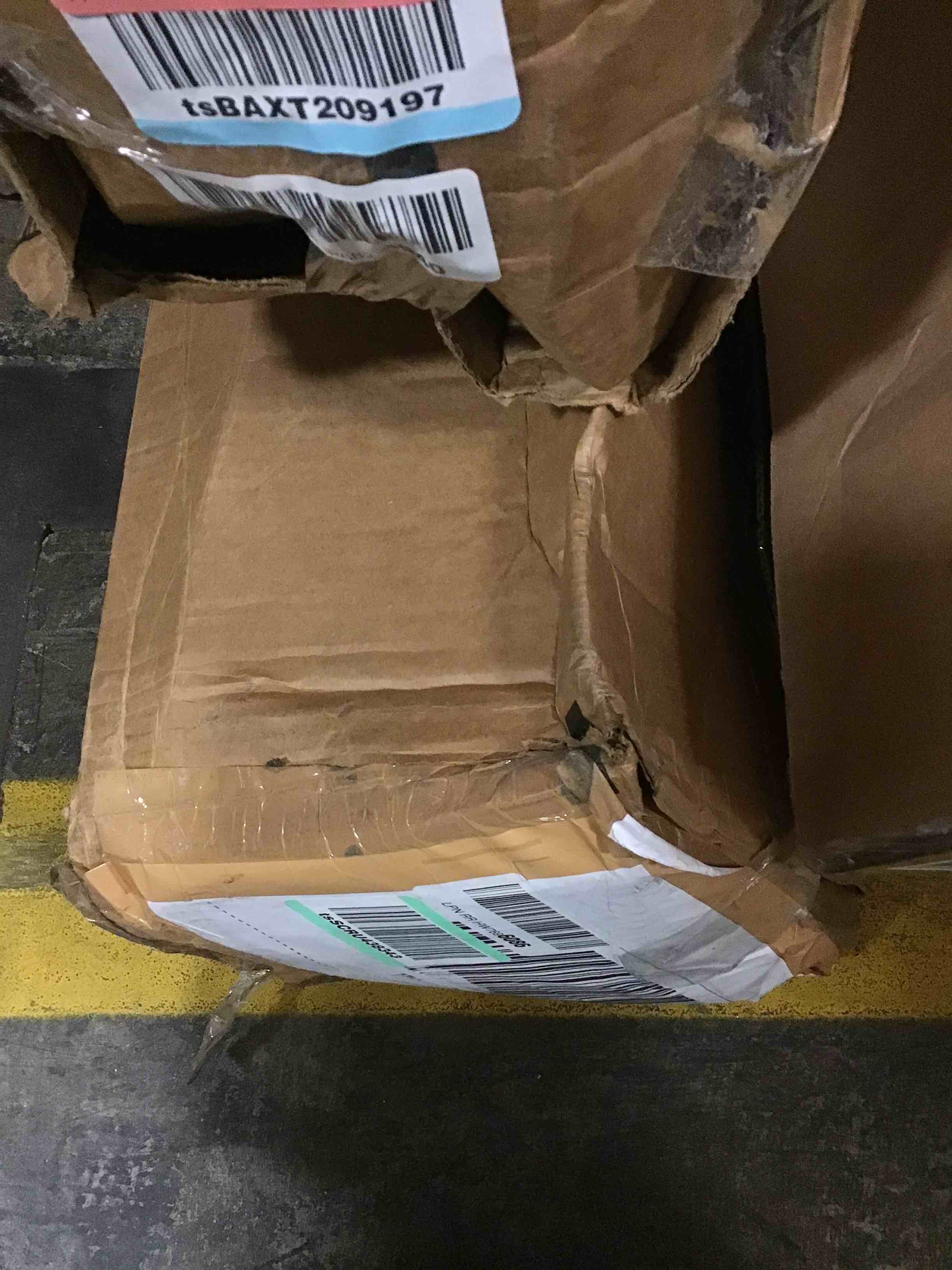 https://s3.amazonaws.com/lotting-images-prod/bidfta/RED6011435_1719586617858.jpeg