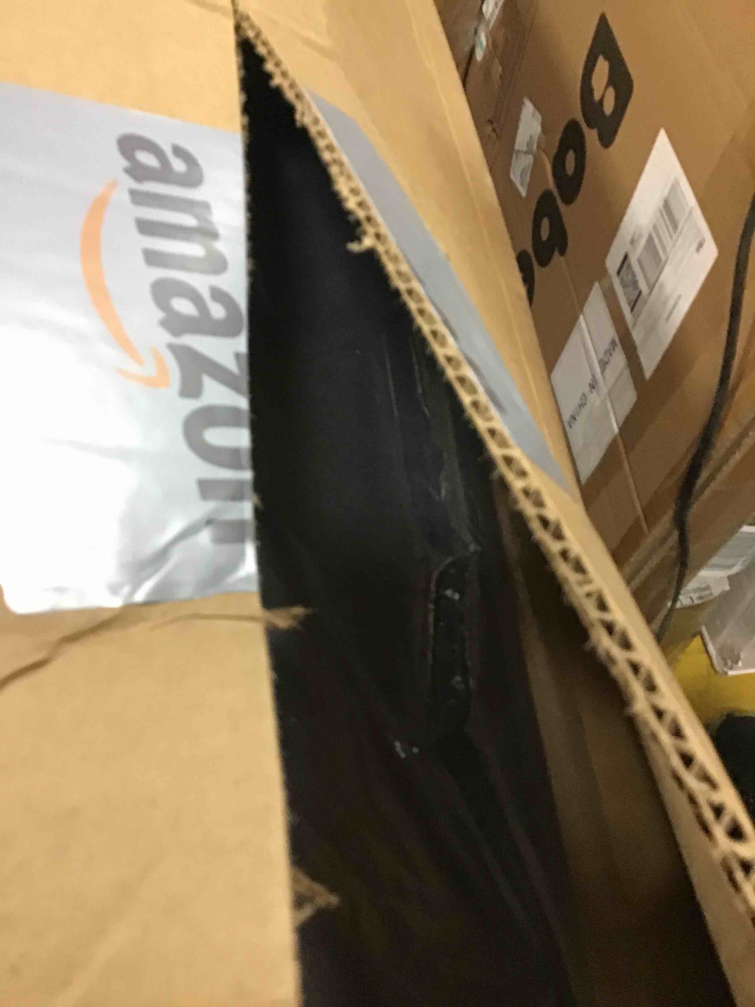 https://s3.amazonaws.com/lotting-images-prod/bidfta/RED6011463_1719665116808.jpeg