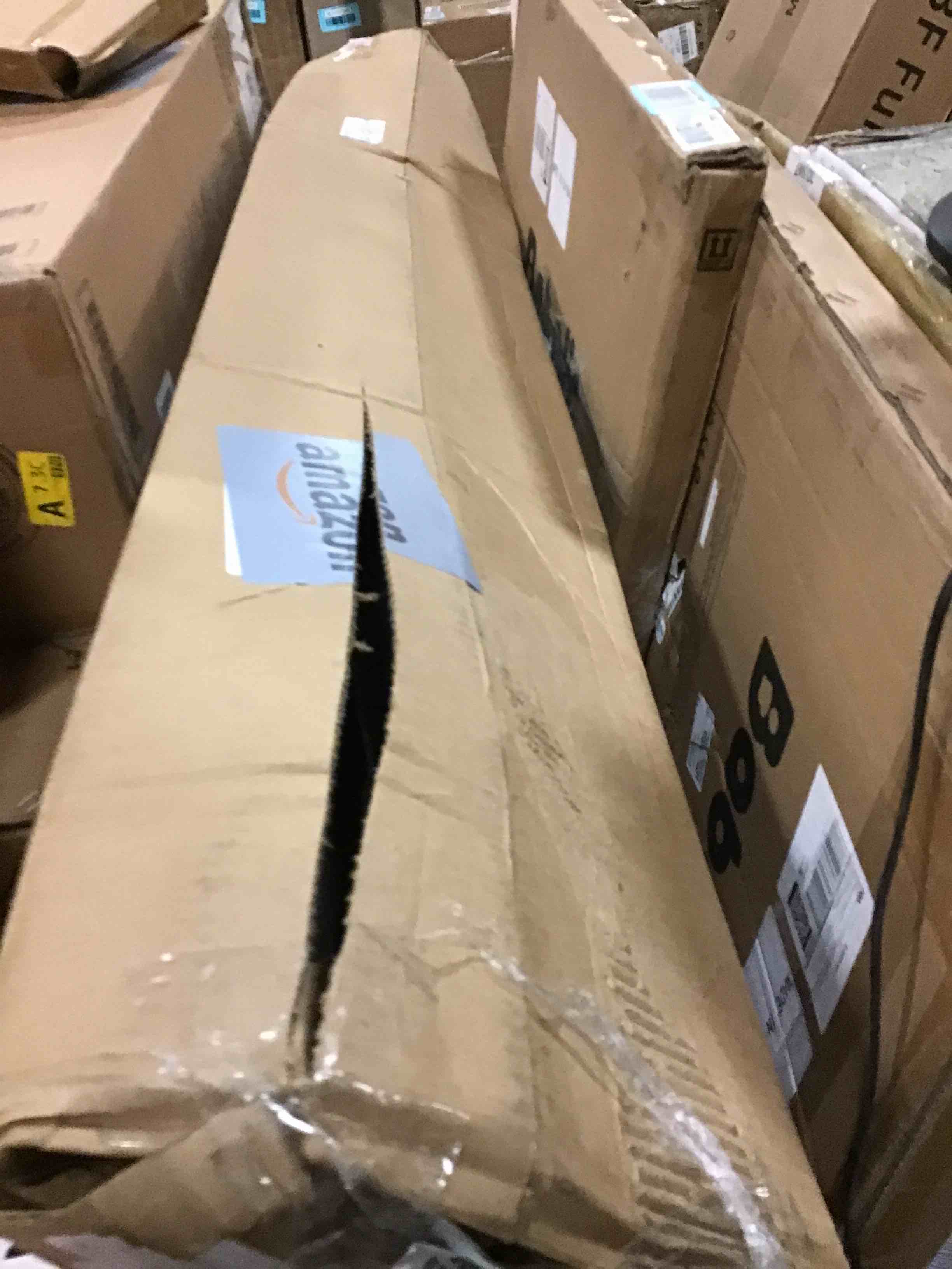 https://s3.amazonaws.com/lotting-images-prod/bidfta/RED6011463_1719665119900.jpeg