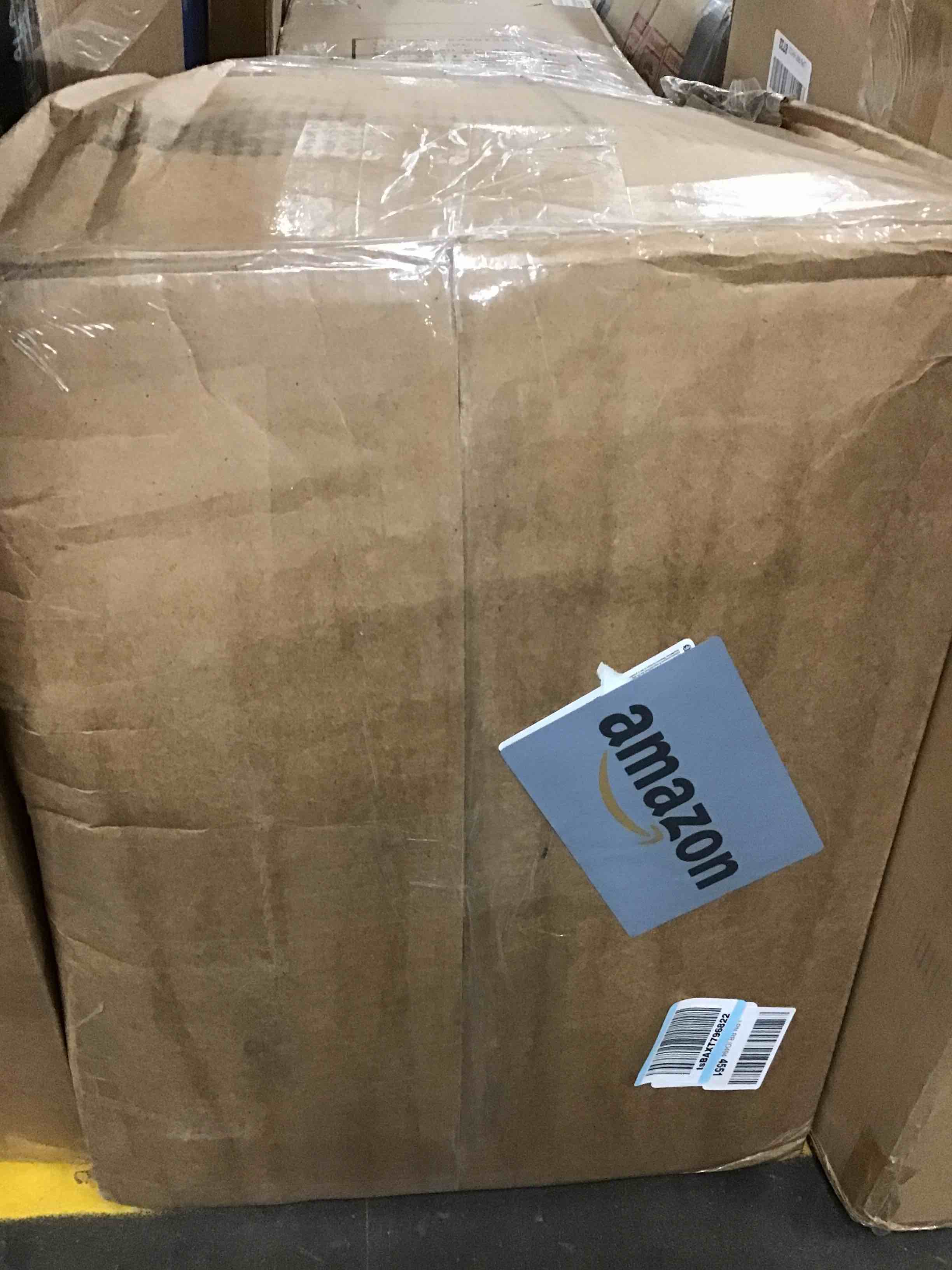 https://s3.amazonaws.com/lotting-images-prod/bidfta/RED6012885_1714567278072.jpeg