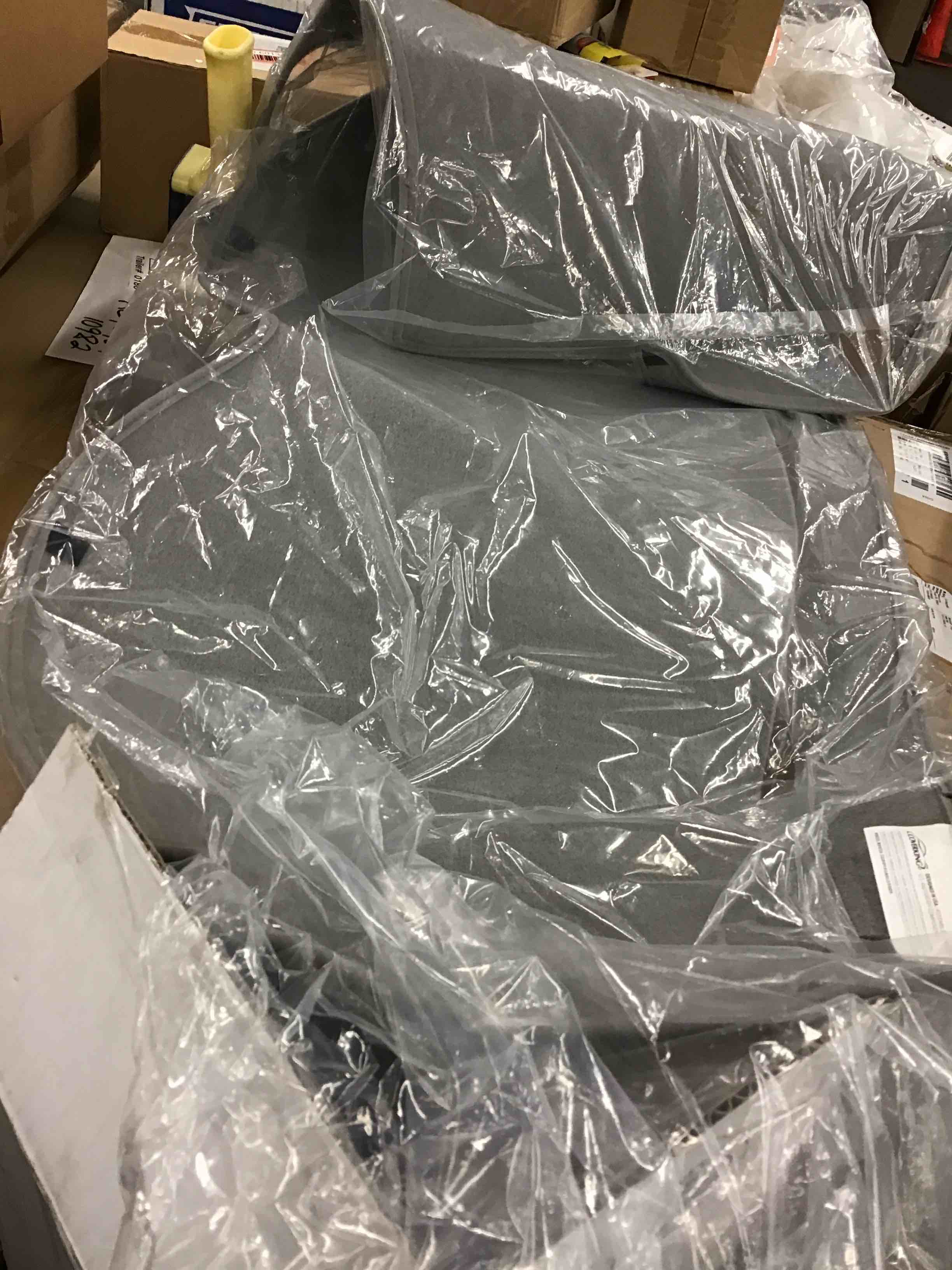 https://s3.amazonaws.com/lotting-images-prod/bidfta/RED6013152_1715107844898.jpeg