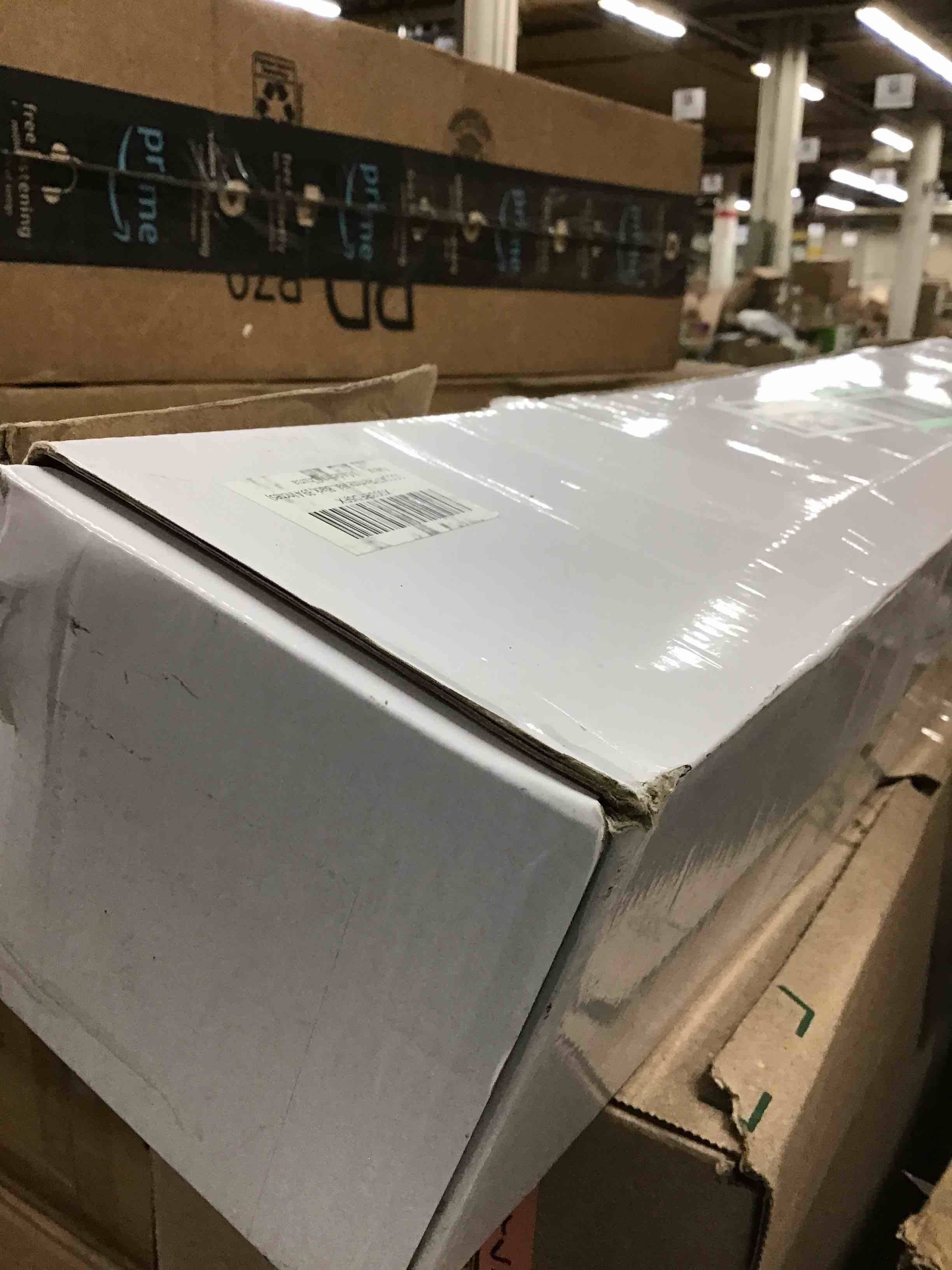 https://s3.amazonaws.com/lotting-images-prod/bidfta/RED6013476_1715865550518.jpeg