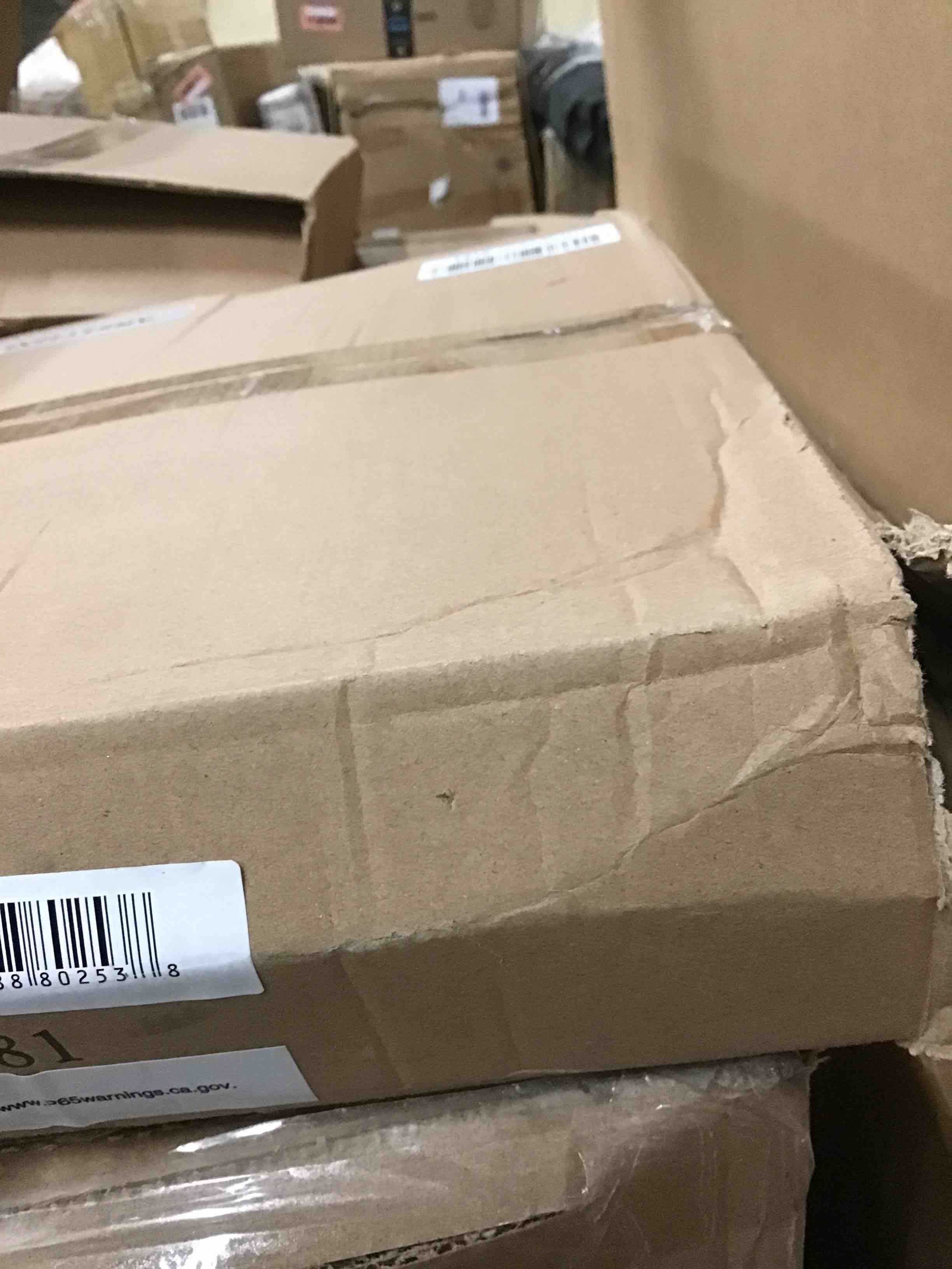 https://s3.amazonaws.com/lotting-images-prod/bidfta/RED6013691_1716479213517.jpeg