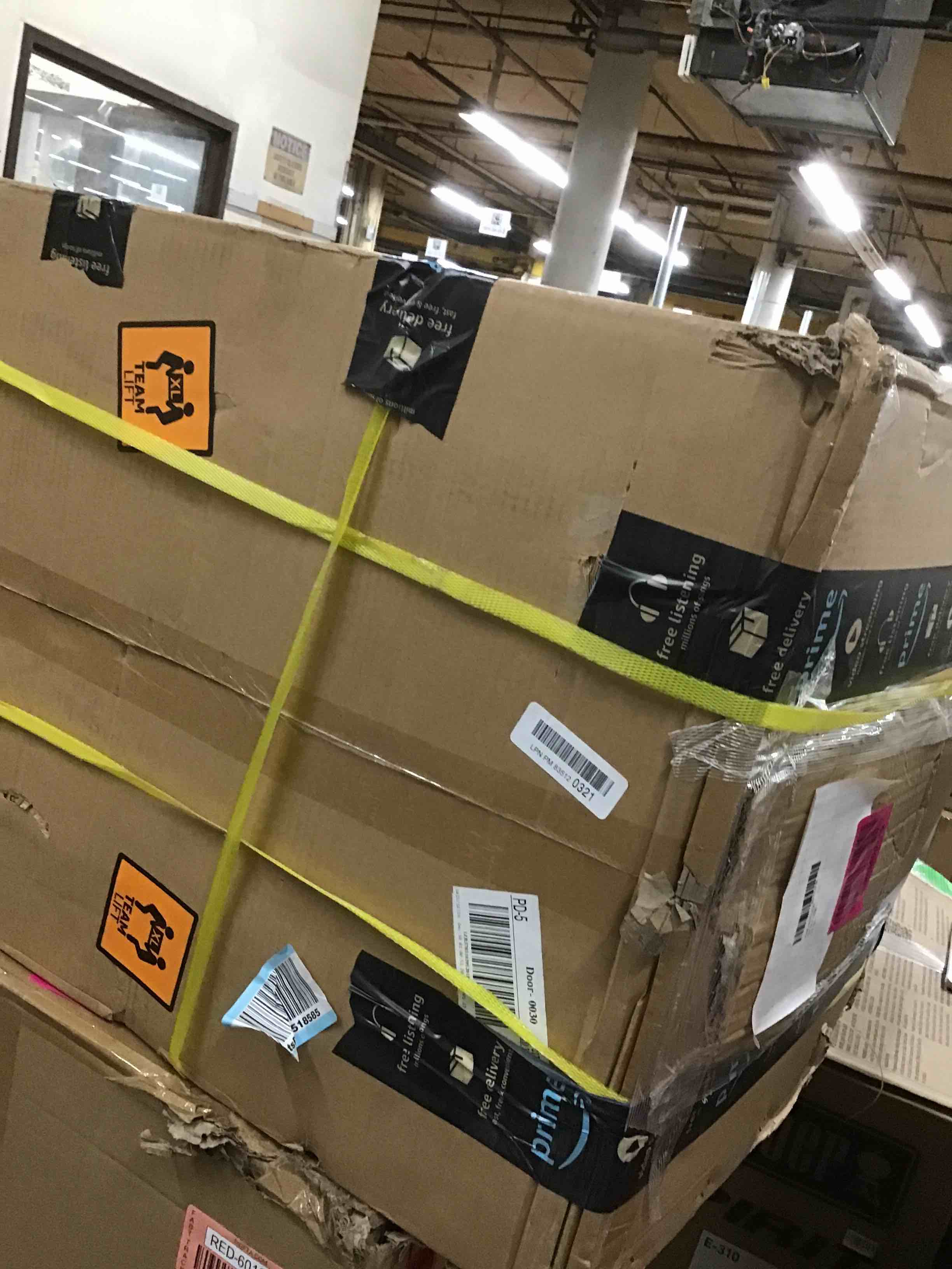 https://s3.amazonaws.com/lotting-images-prod/bidfta/RED6013707_1716486513394.jpeg