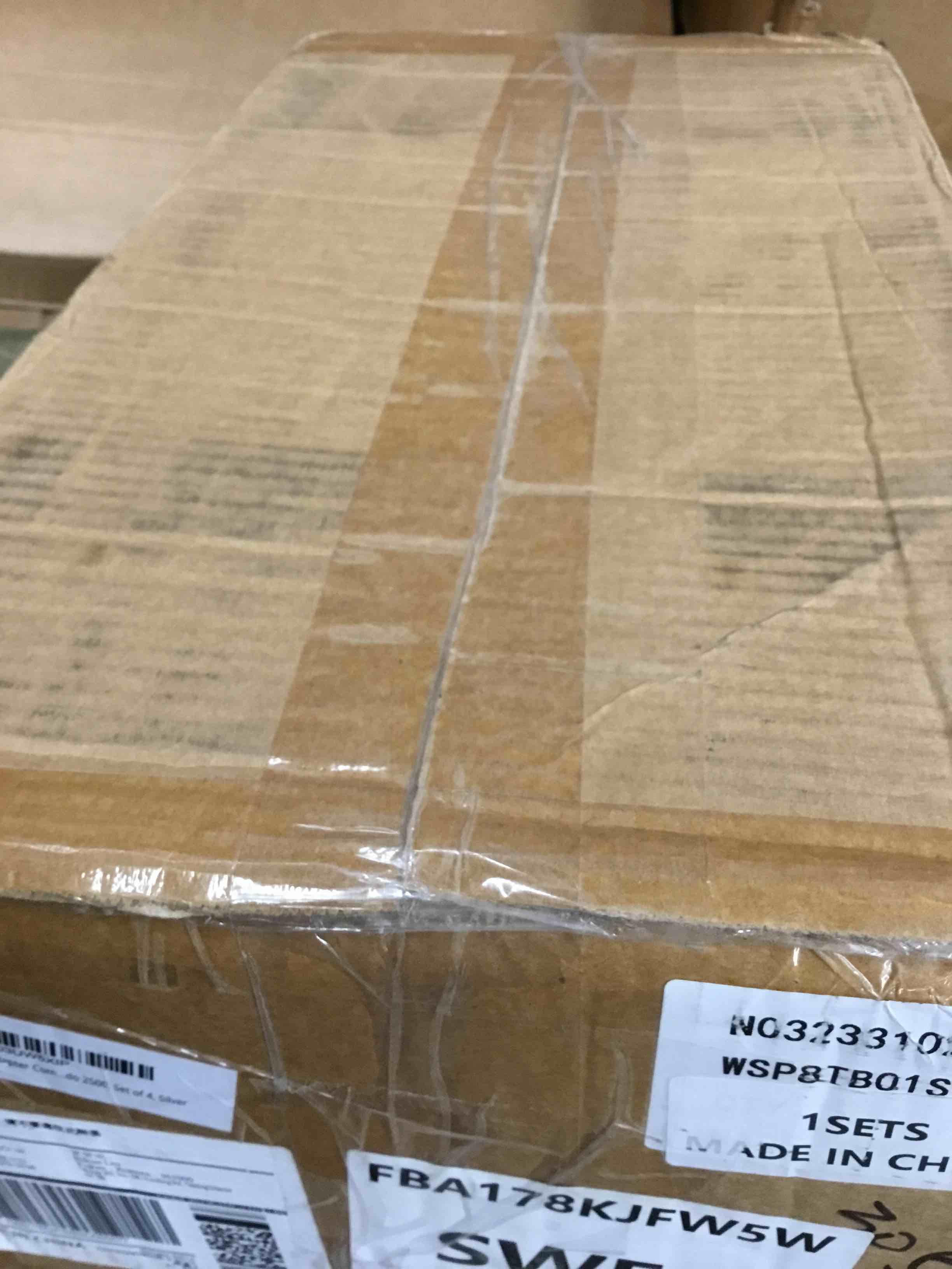 https://s3.amazonaws.com/lotting-images-prod/bidfta/RED6014021_1721408649293.jpeg