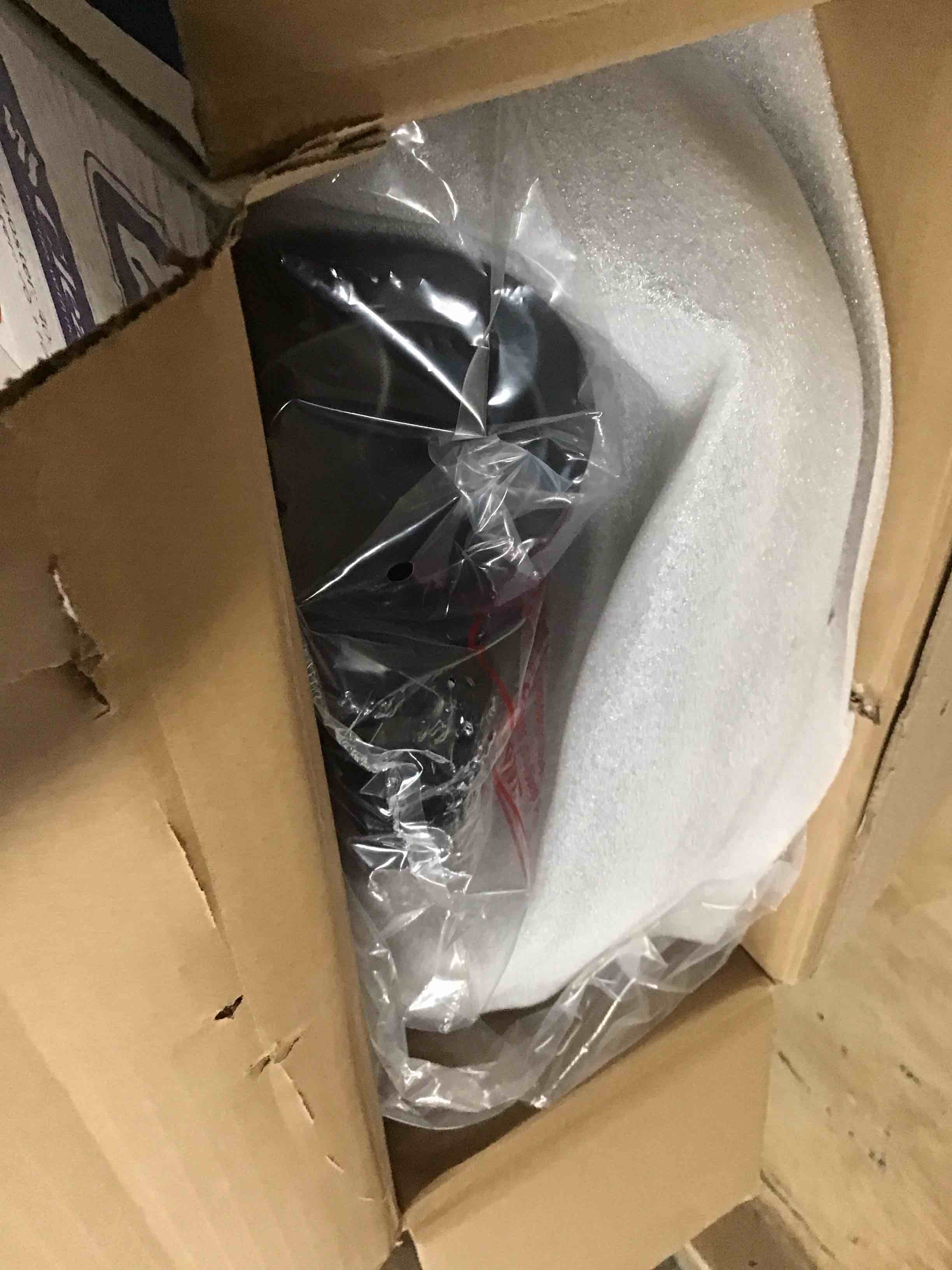 https://s3.amazonaws.com/lotting-images-prod/bidfta/RED6015948_1718371046210.jpeg
