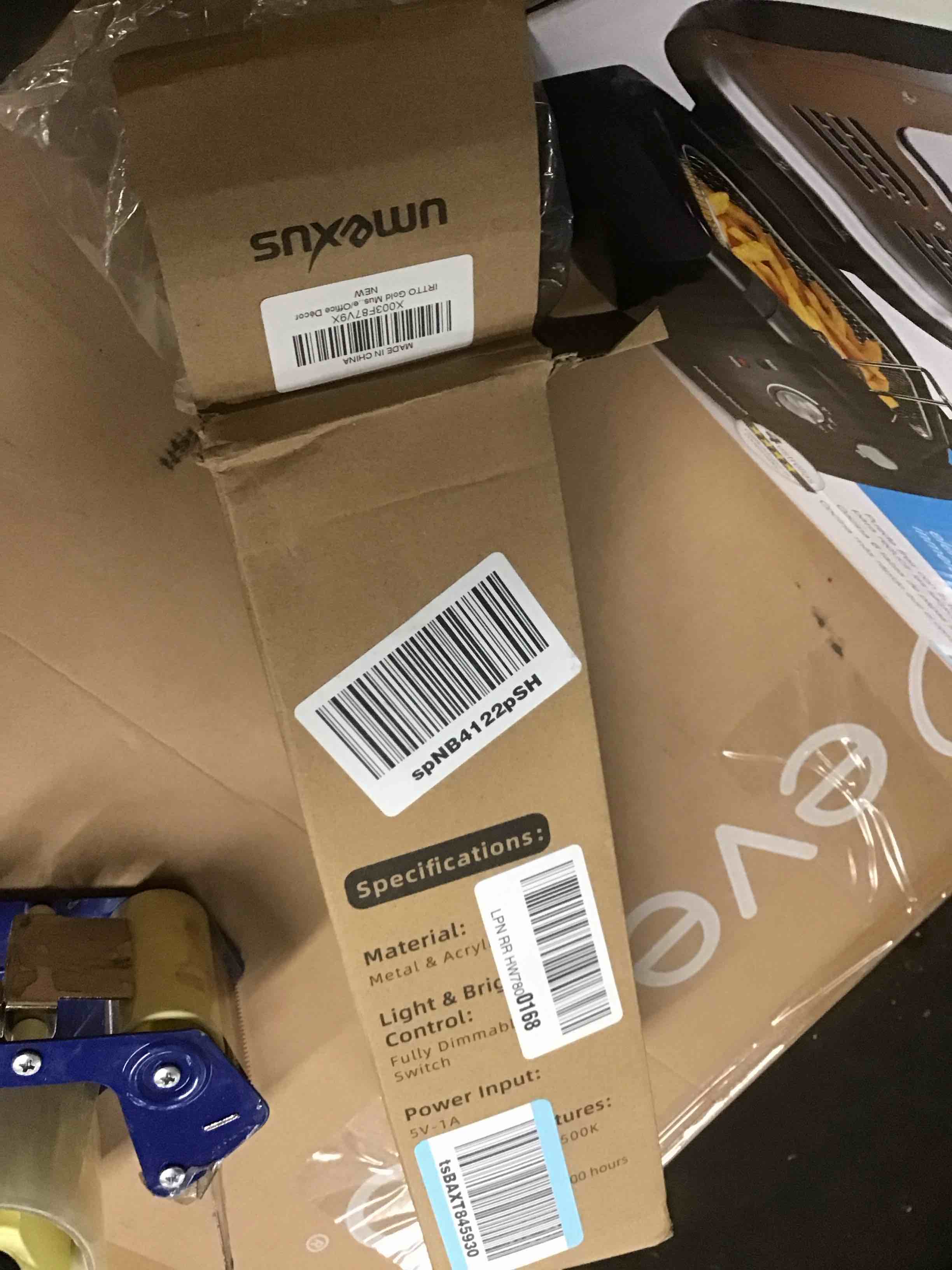 https://s3.amazonaws.com/lotting-images-prod/bidfta/RED6015953_1718371482289.jpeg