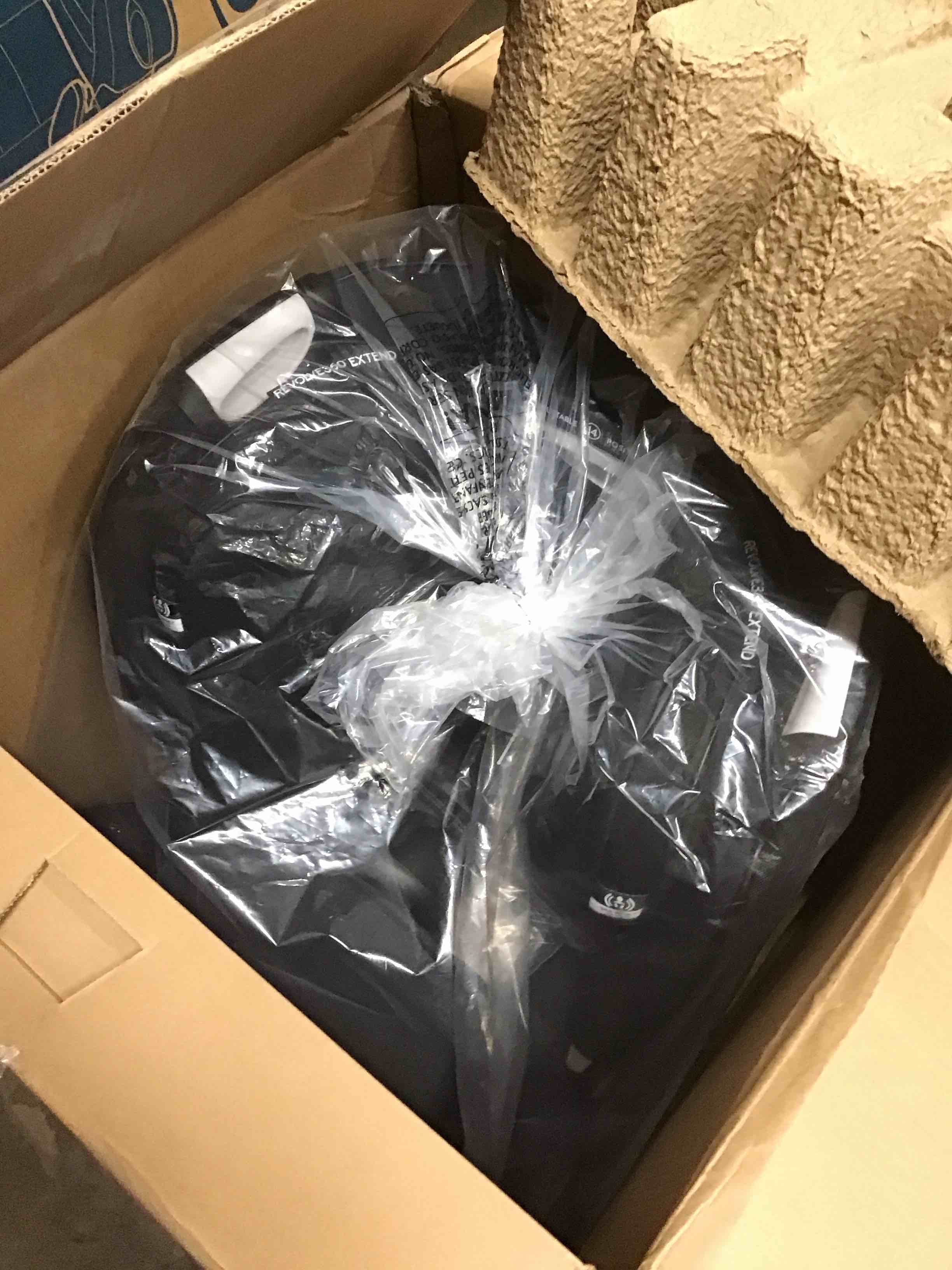 https://s3.amazonaws.com/lotting-images-prod/bidfta/RED6015961_1718372404333.jpeg