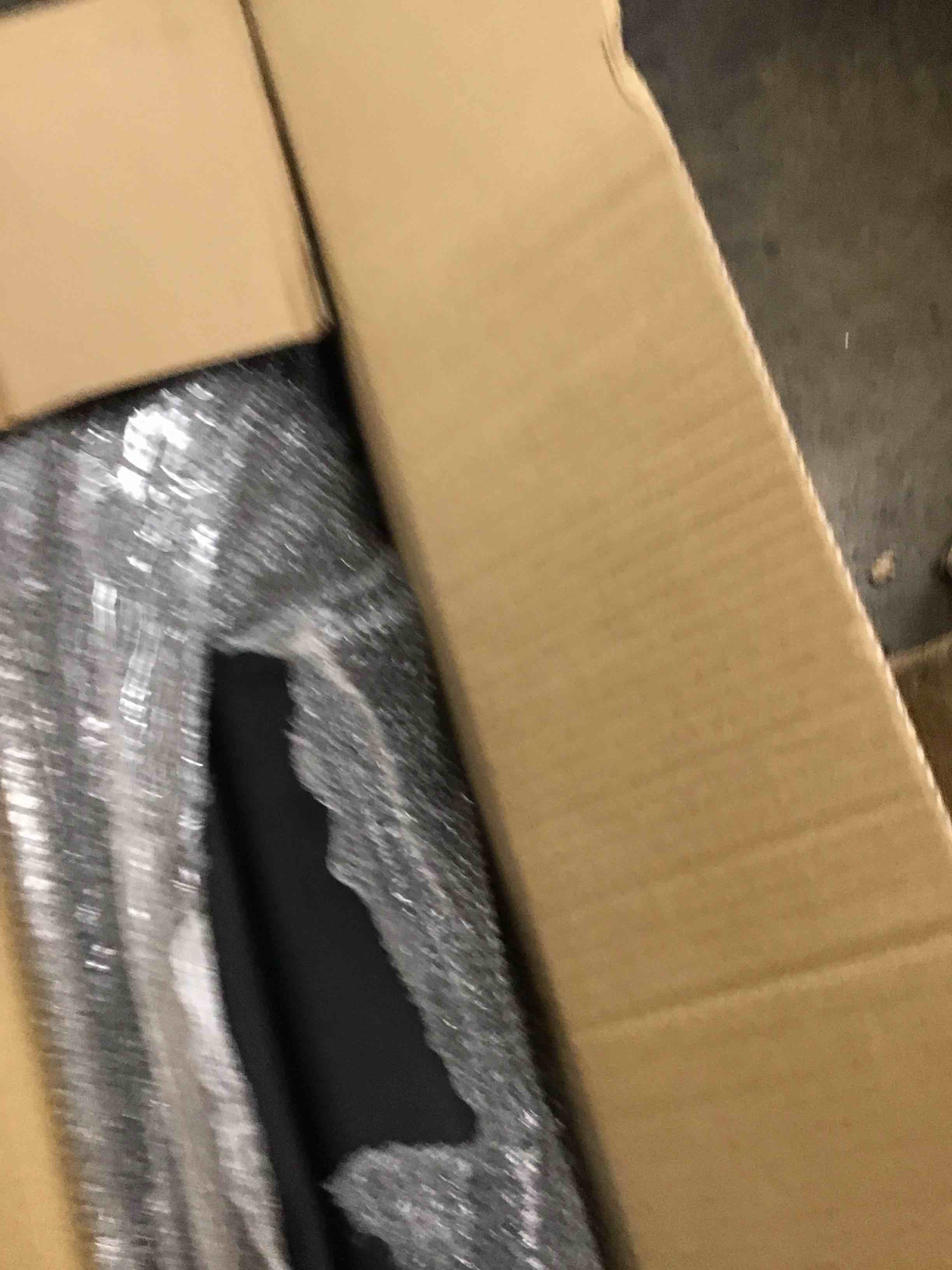 https://s3.amazonaws.com/lotting-images-prod/bidfta/RED6016677_1720464531277.jpeg