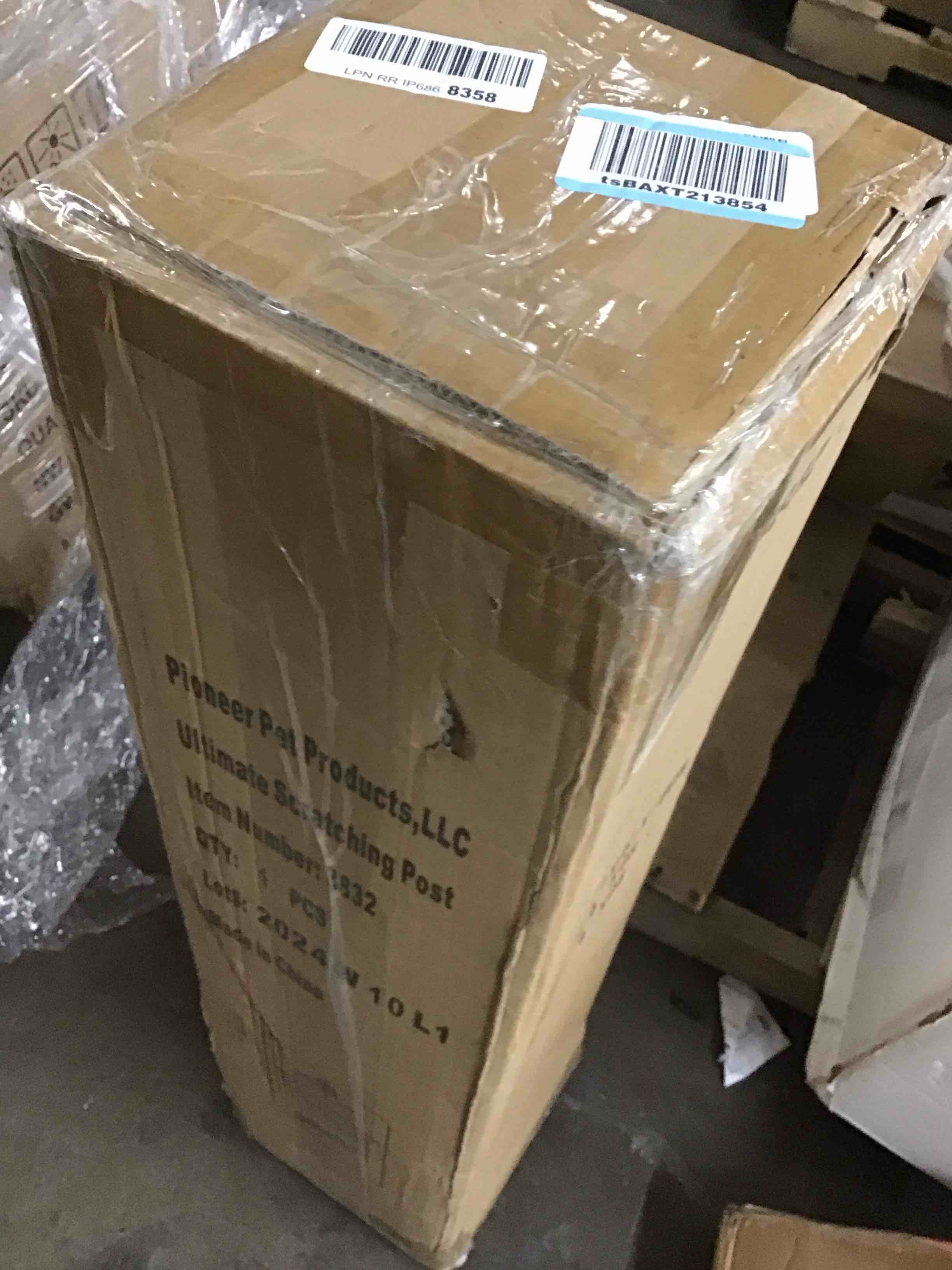 https://s3.amazonaws.com/lotting-images-prod/bidfta/RED6016842_1721396201560.jpeg