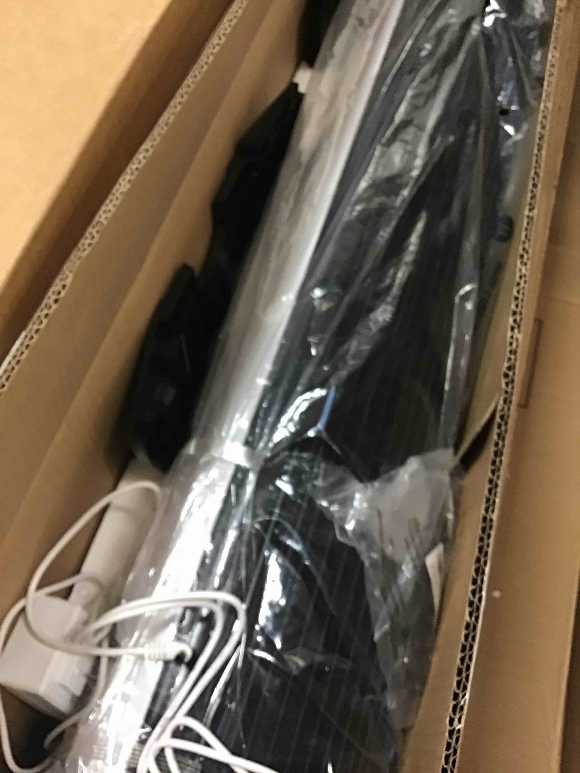 https://s3.amazonaws.com/lotting-images-prod/bidfta/RED6017414_1719503323007.jpeg