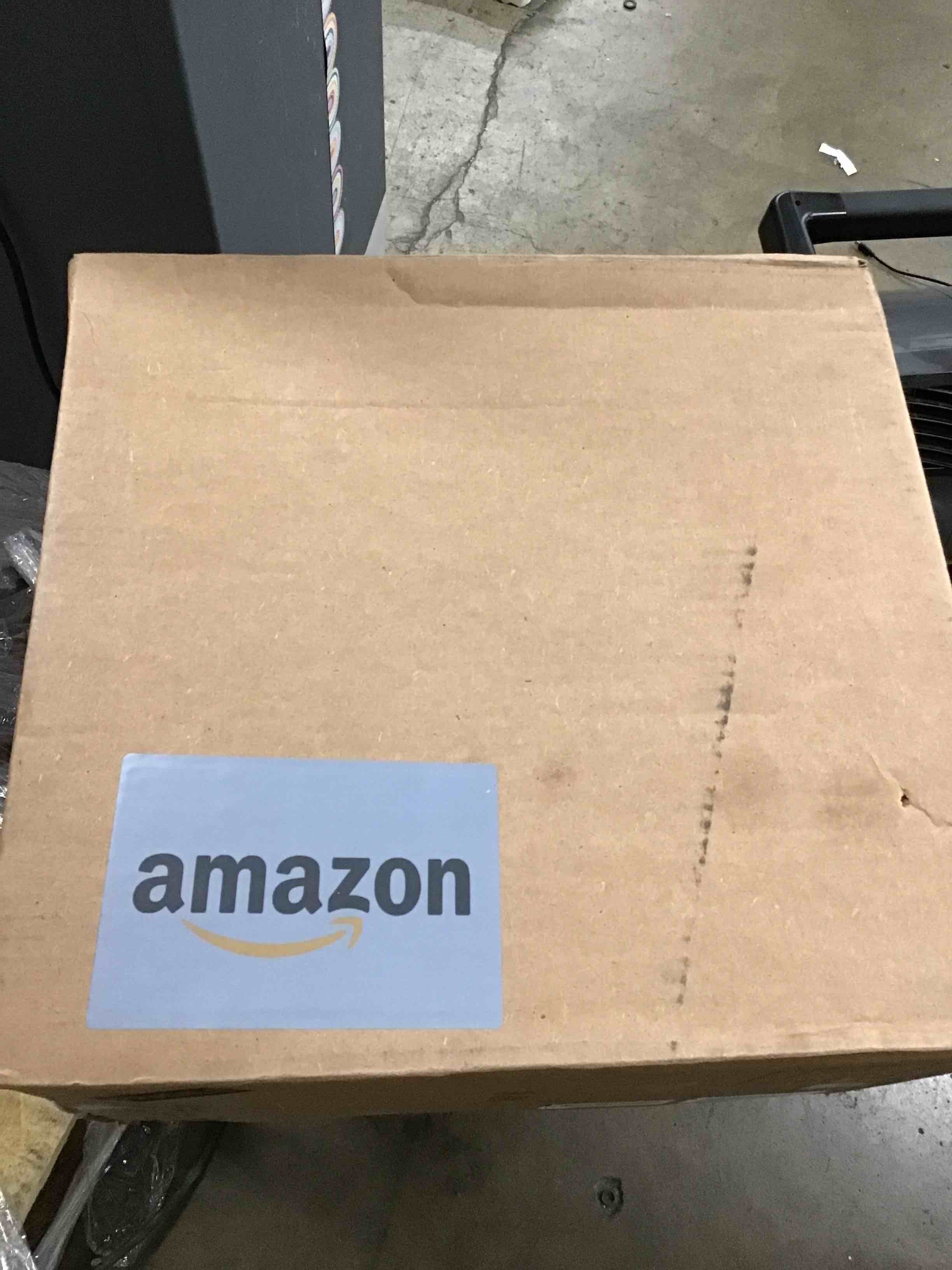 https://s3.amazonaws.com/lotting-images-prod/bidfta/RED6018332_1723575383520.jpeg