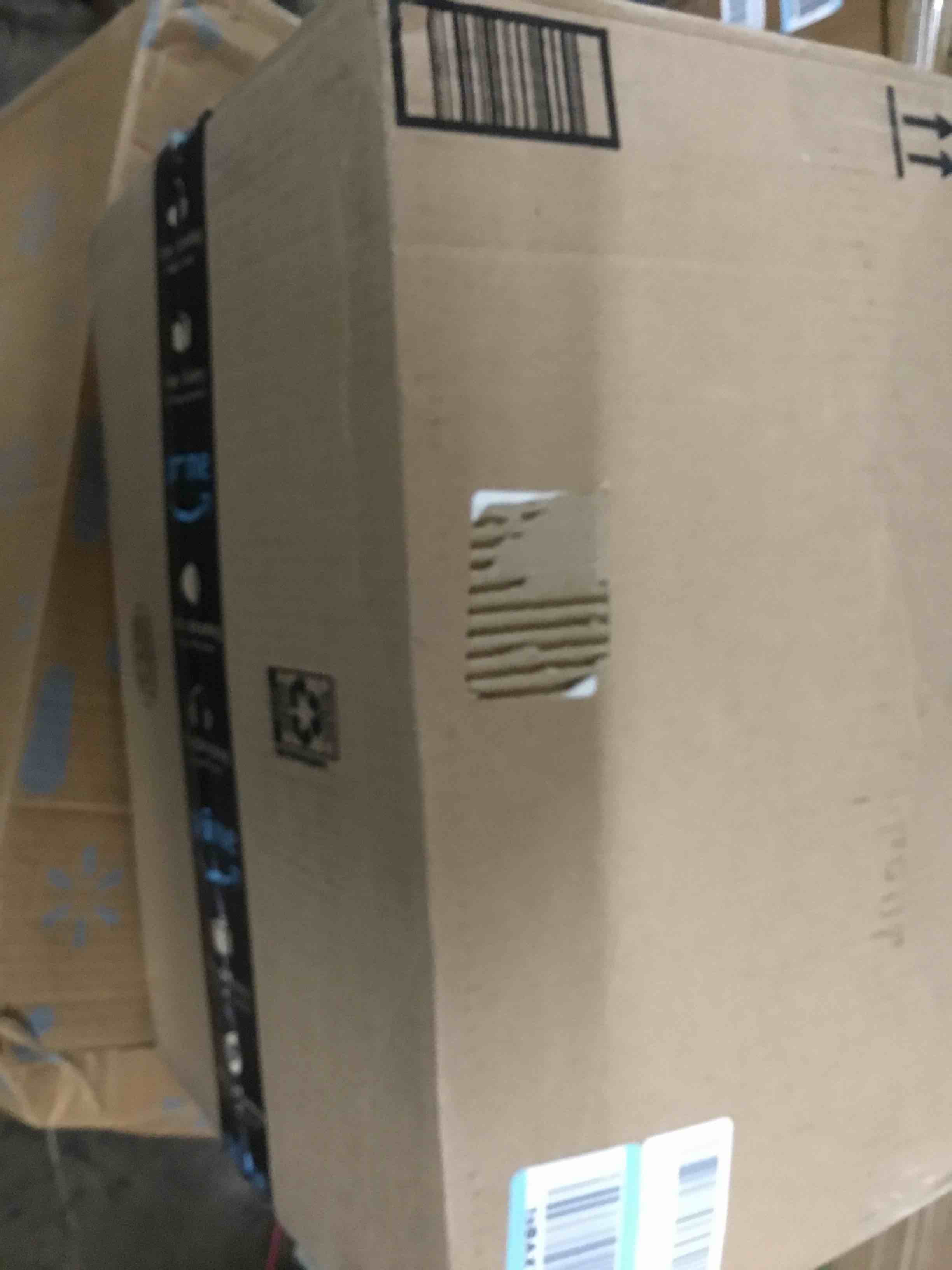 https://s3.amazonaws.com/lotting-images-prod/bidfta/RED6018888_1723906405074.jpeg