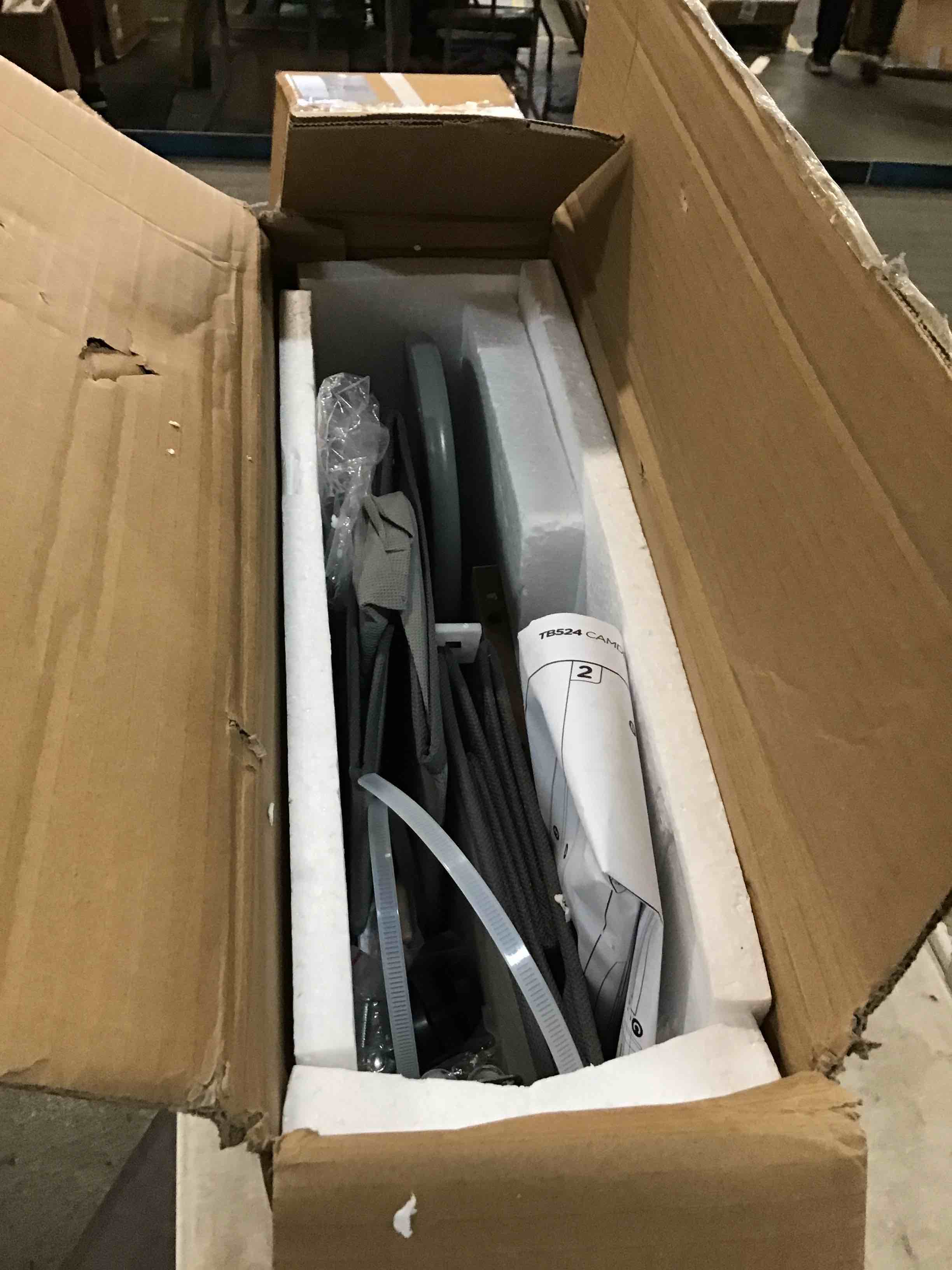 https://s3.amazonaws.com/lotting-images-prod/bidfta/RED6020101_1709838272938.jpeg