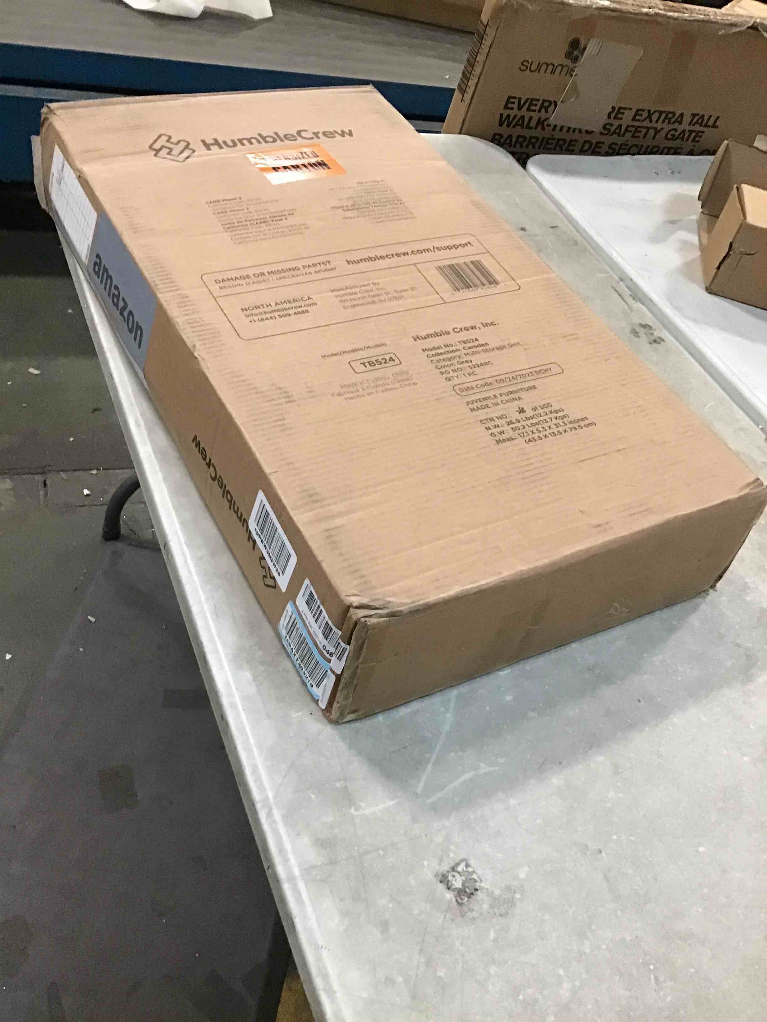 https://s3.amazonaws.com/lotting-images-prod/bidfta/RED6020101_1709838296748.jpeg