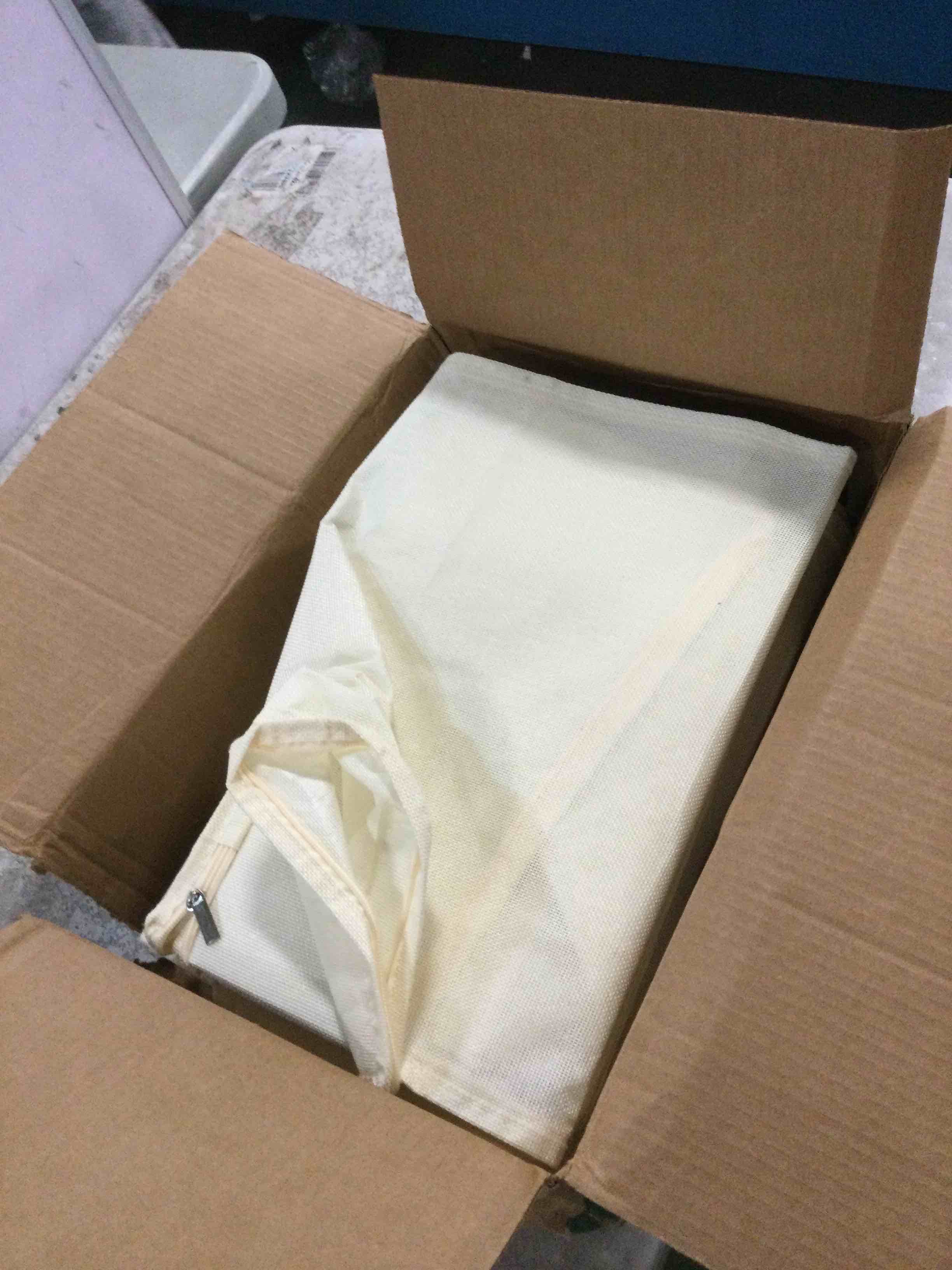 https://s3.amazonaws.com/lotting-images-prod/bidfta/RED6020762_1710337450099.jpeg