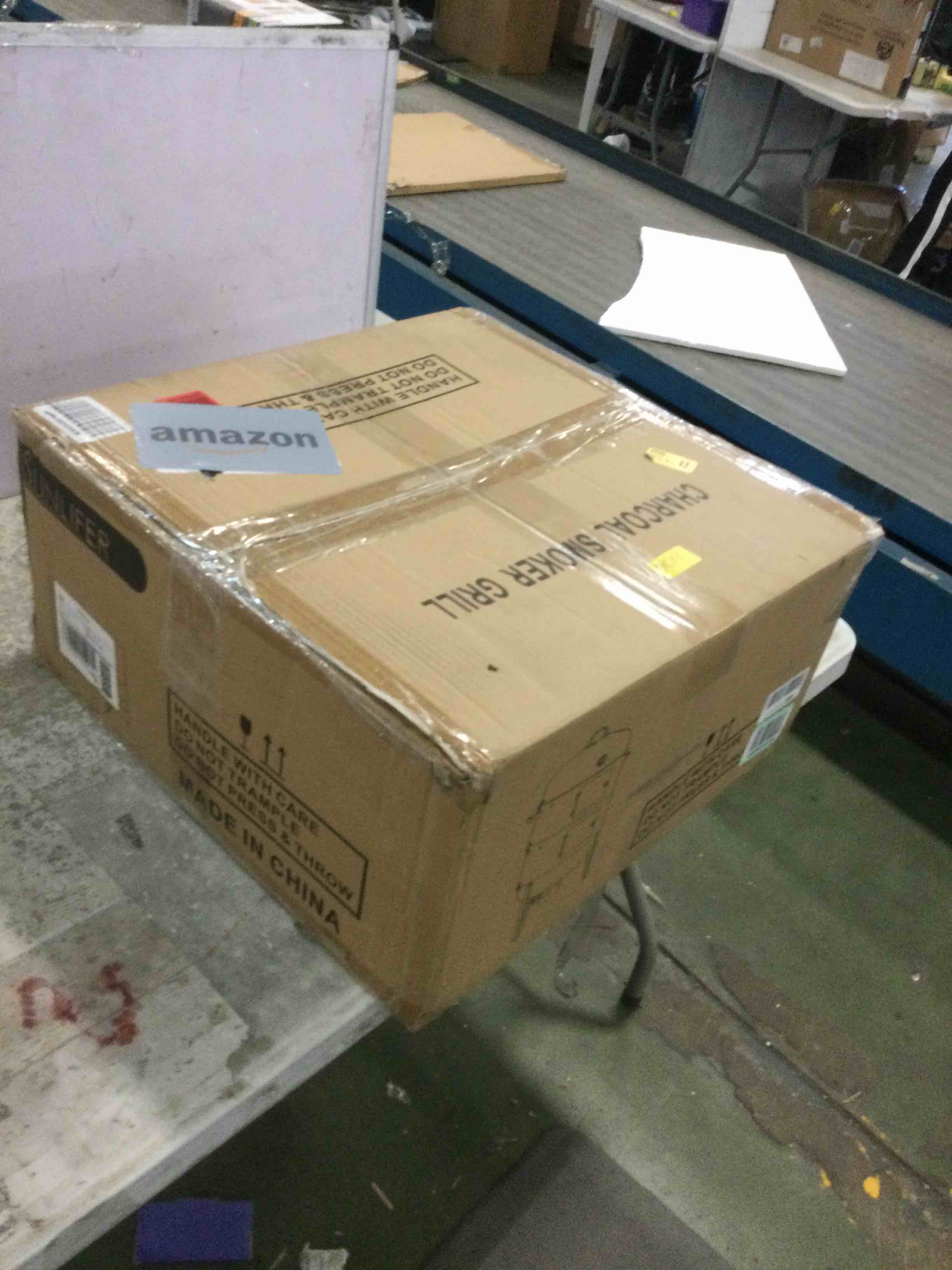 https://s3.amazonaws.com/lotting-images-prod/bidfta/RED6020847_1710354598447.jpeg