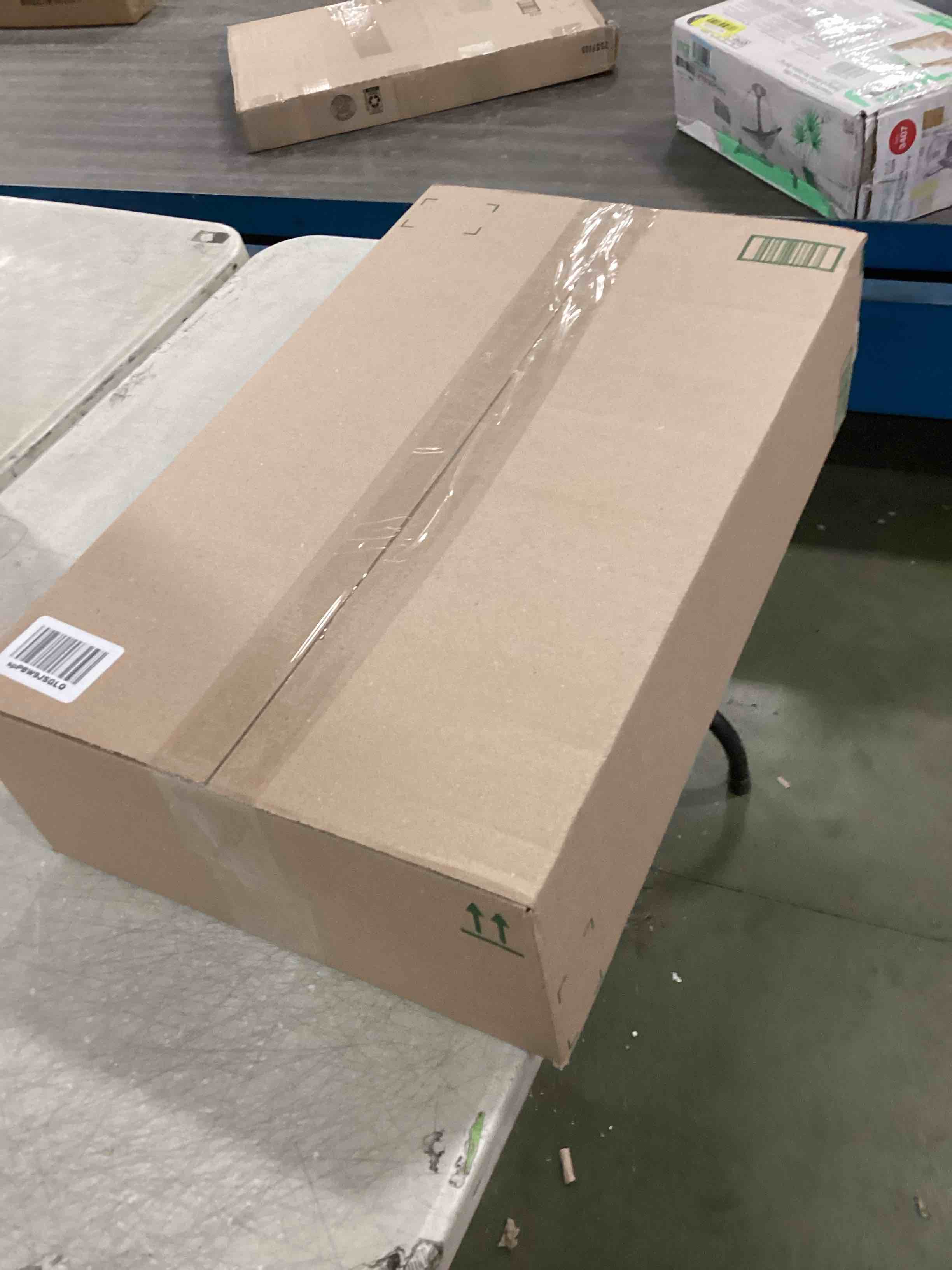 https://s3.amazonaws.com/lotting-images-prod/bidfta/RED6021301_1710527730129.jpeg