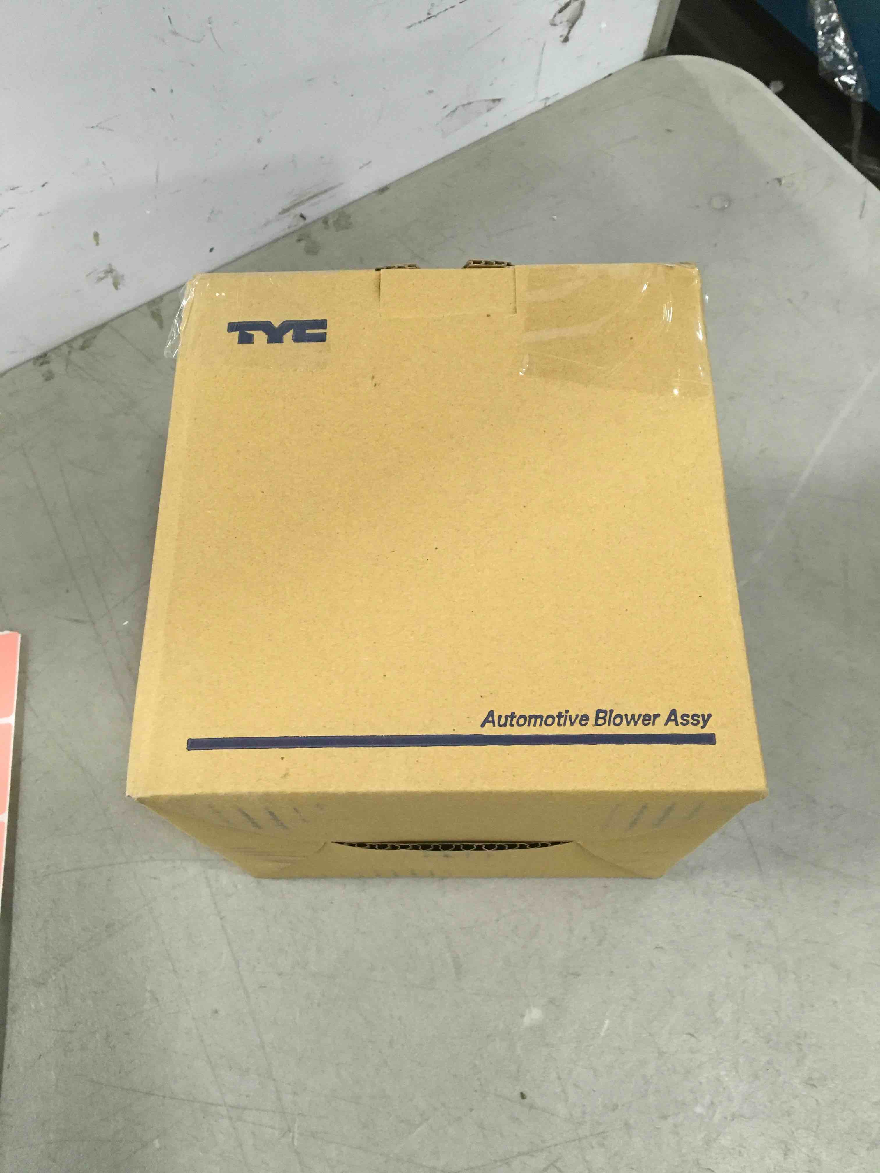 https://s3.amazonaws.com/lotting-images-prod/bidfta/RED6021478_1708022425372.jpeg