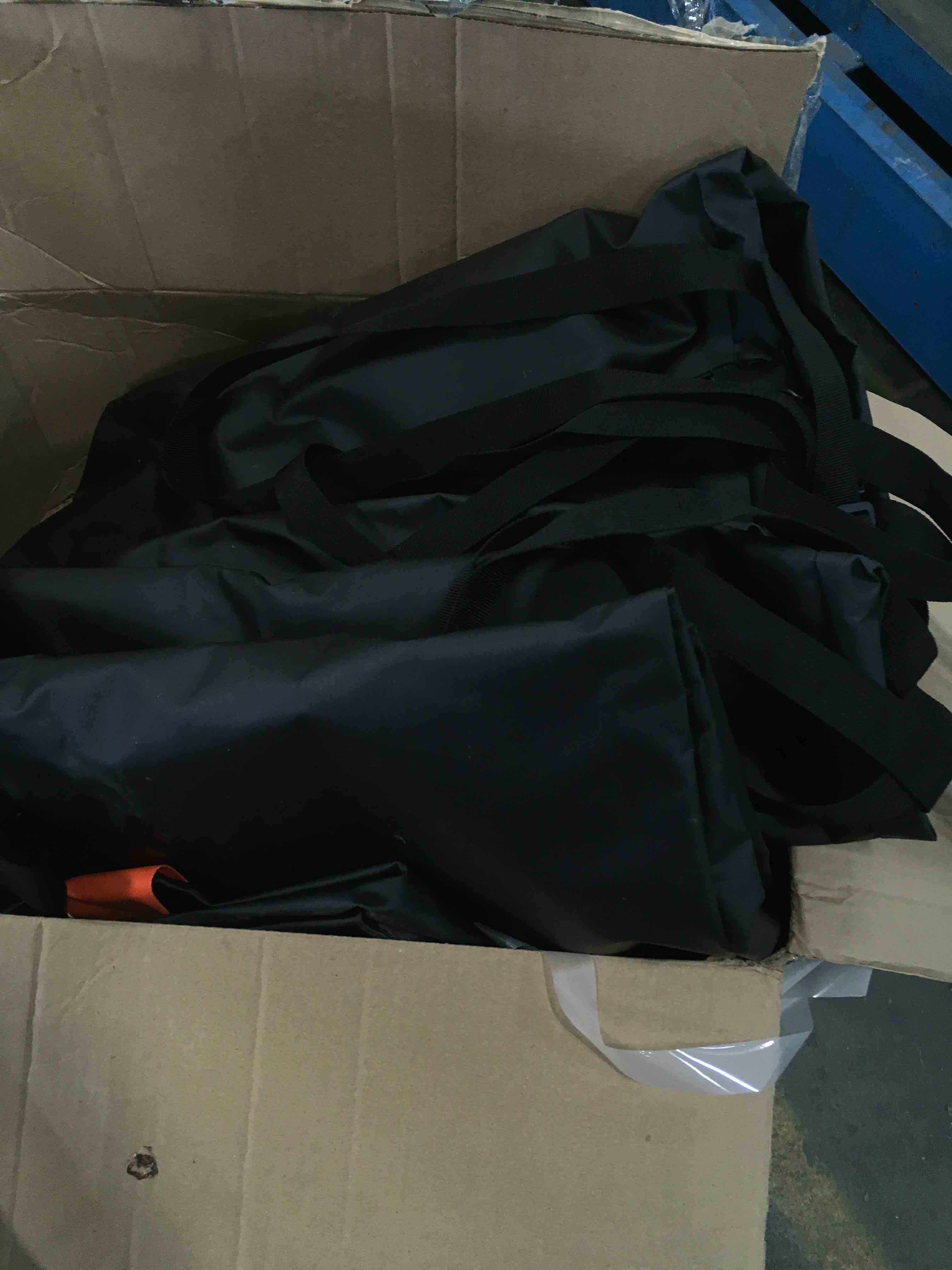 (Similar)BougeRV 20 Cubic Feet Rooftop Cargo Carrier Bag with Anti-Slip Mat Waterproof Car Roof Soft-Shell Bag Cargo Luggage Storage Bag for Cars with/Without Racks for Camping Trips