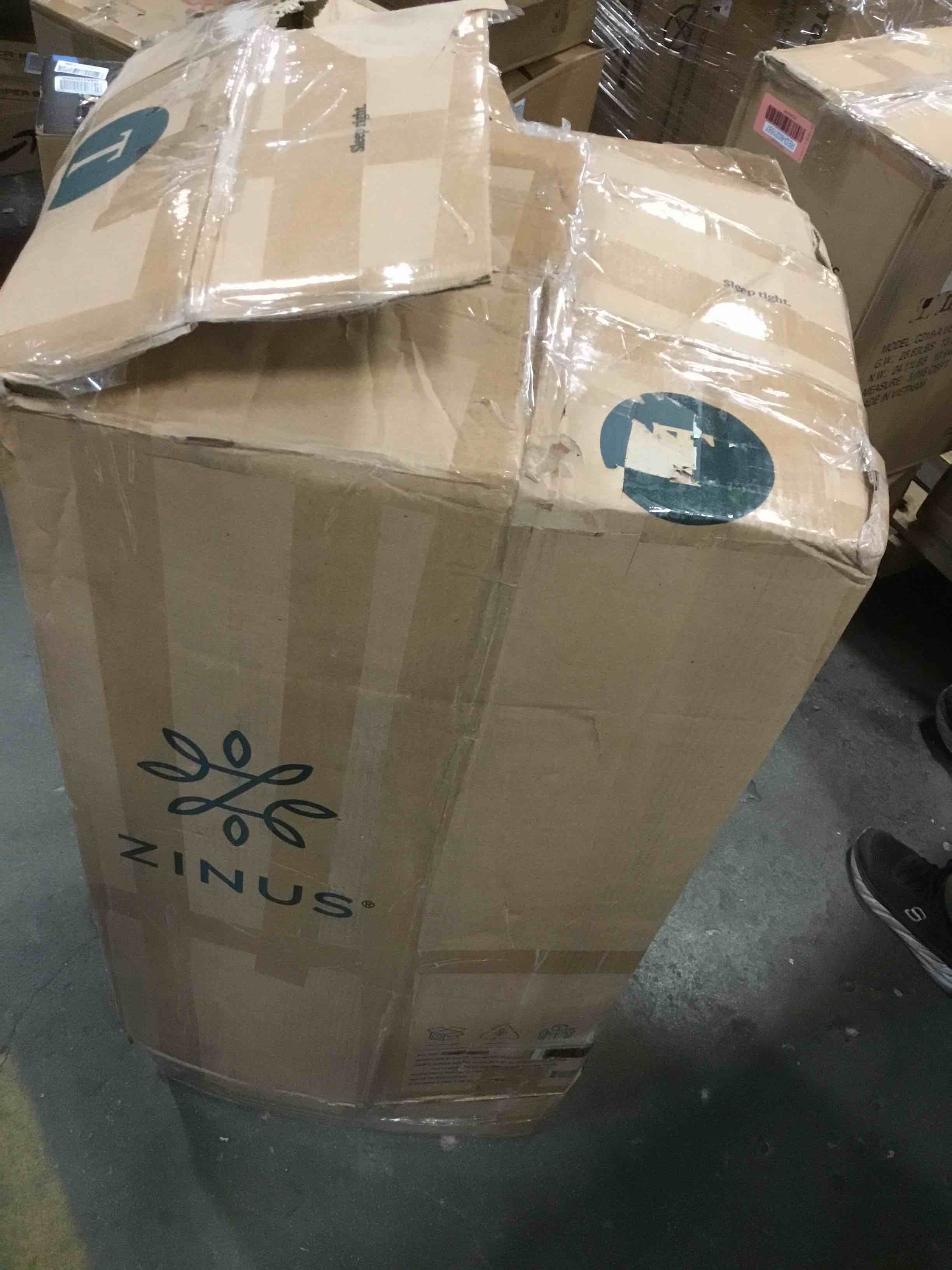 https://s3.amazonaws.com/lotting-images-prod/bidfta/RED6021686_1708111538975.jpeg
