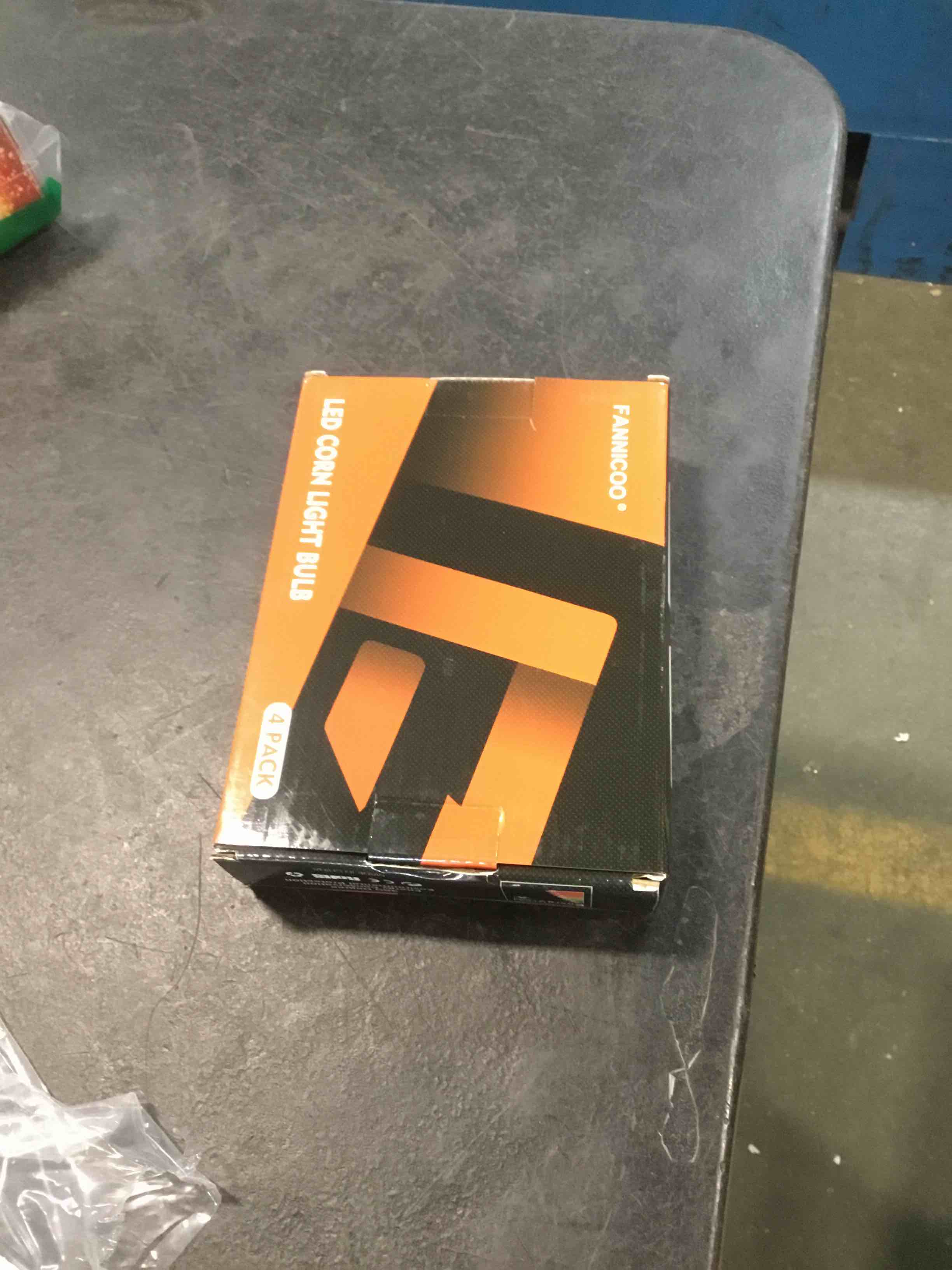https://s3.amazonaws.com/lotting-images-prod/bidfta/RED6021726_1708104077114.jpeg