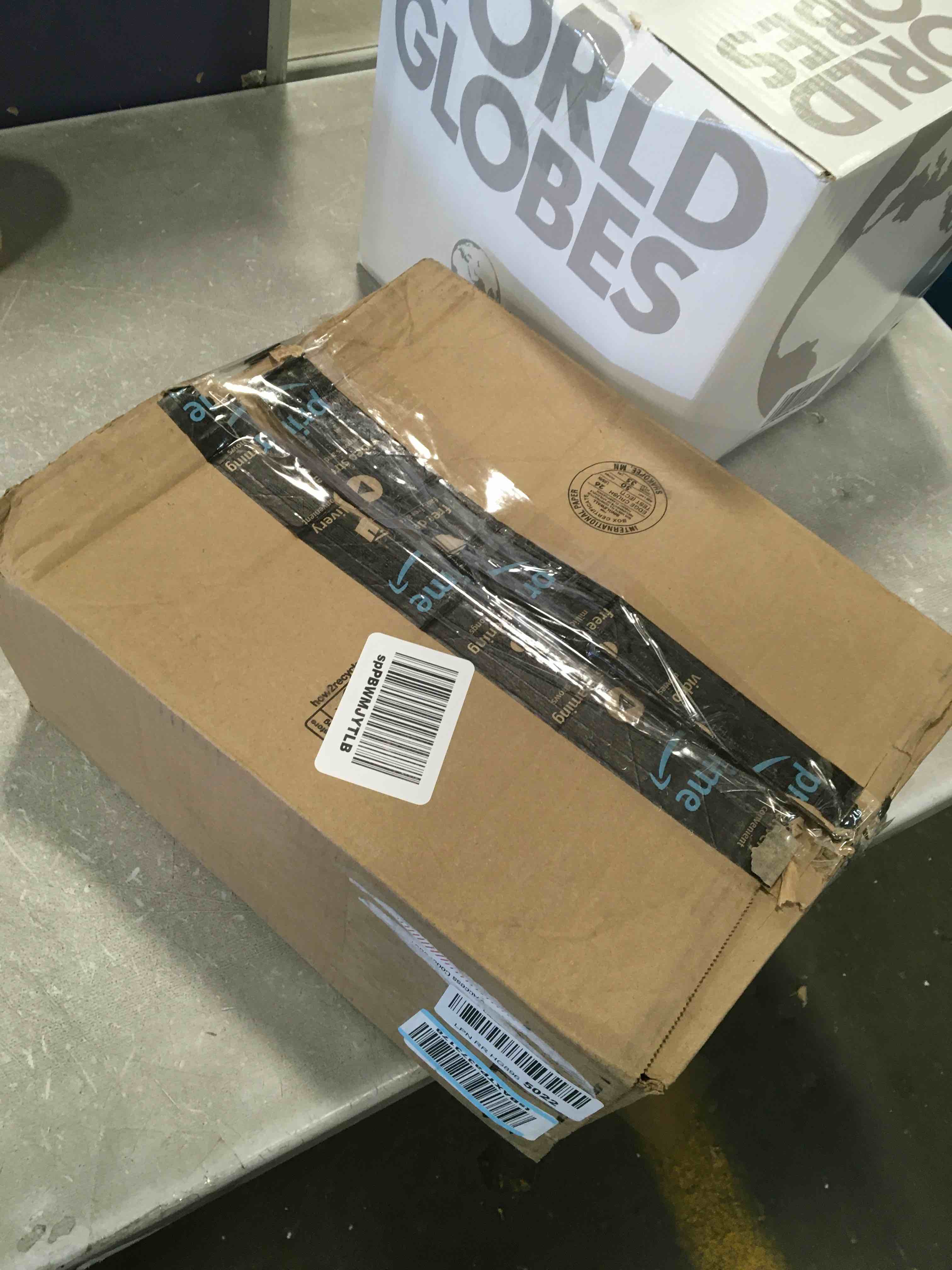 https://s3.amazonaws.com/lotting-images-prod/bidfta/RED6022002_1708368987577.jpeg