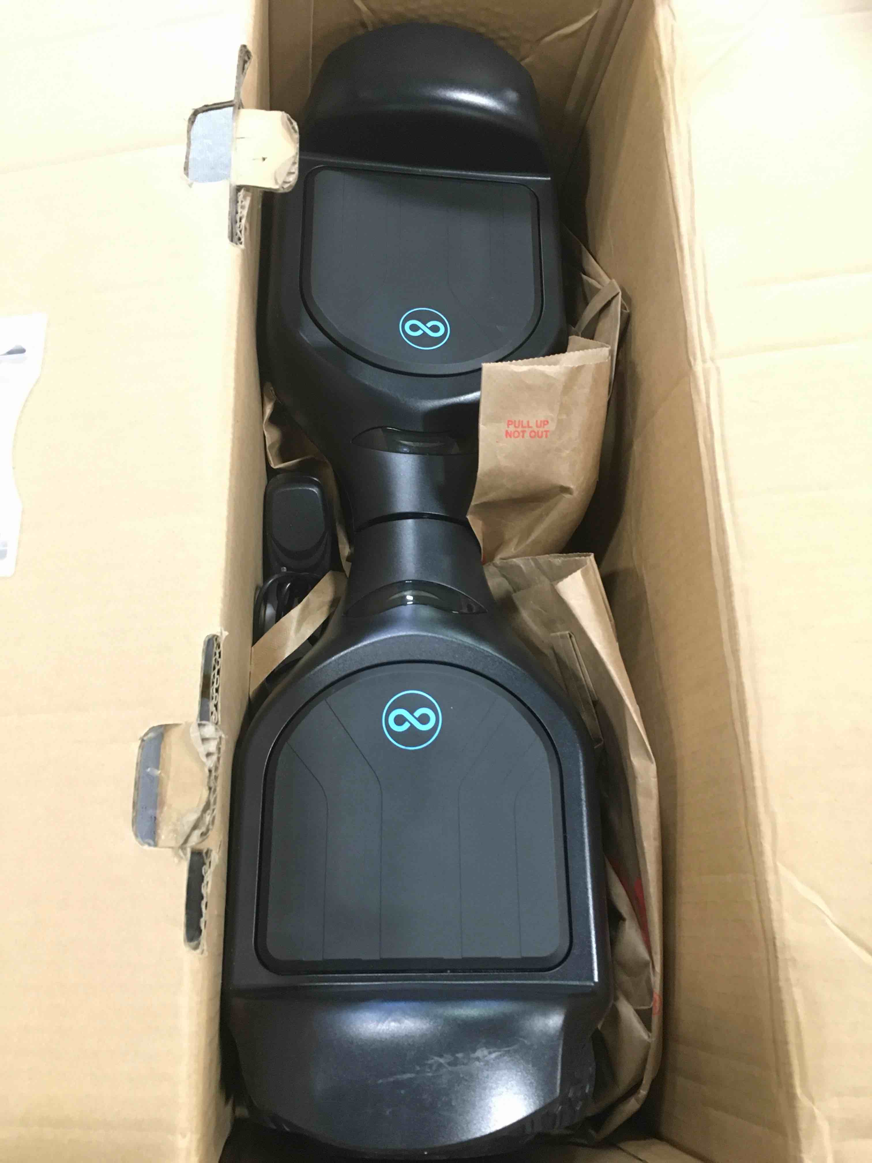 https://s3.amazonaws.com/lotting-images-prod/bidfta/RED6022009_1708369720330.jpeg