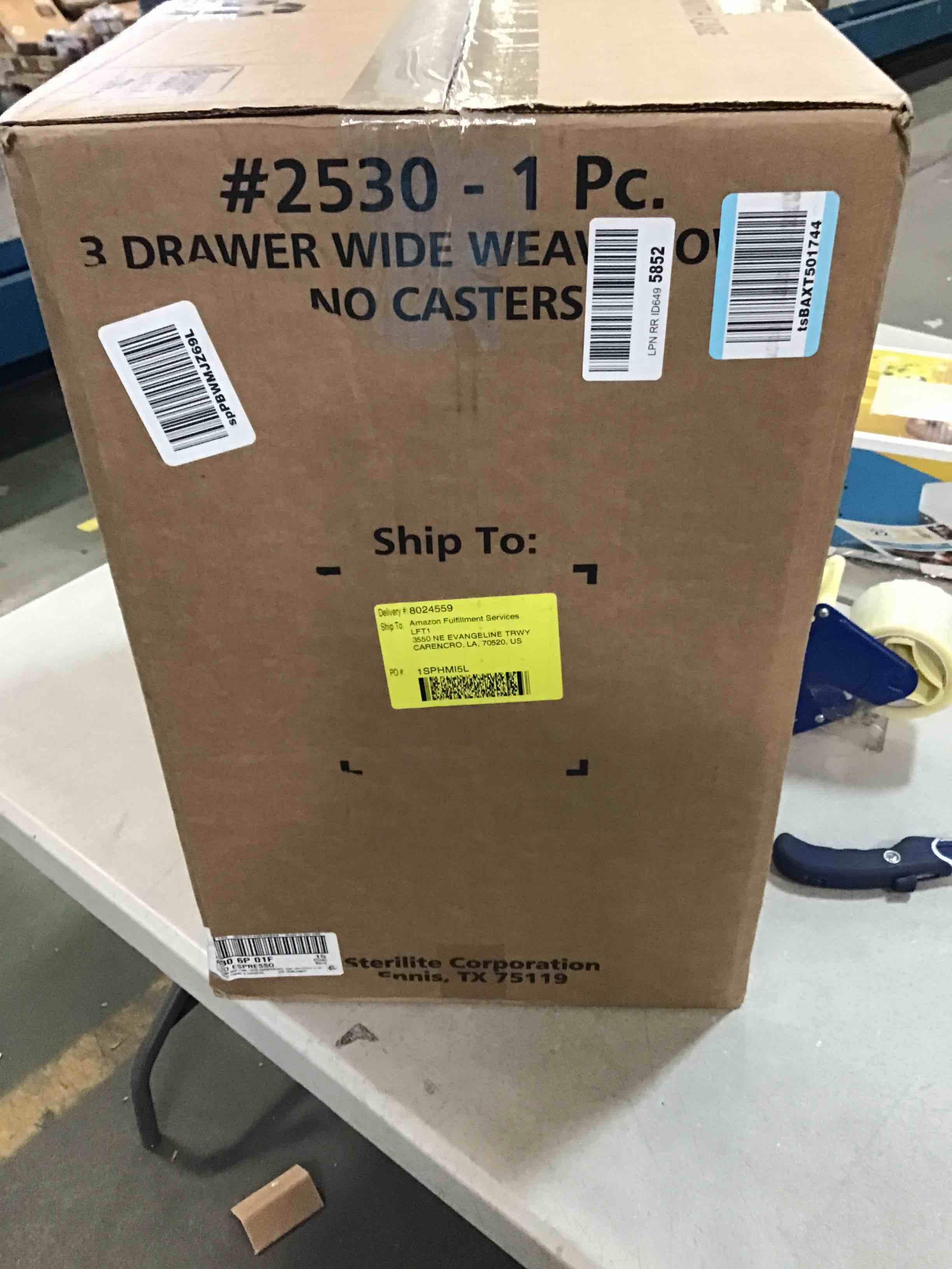 https://s3.amazonaws.com/lotting-images-prod/bidfta/RED6023471_1708447813513.jpeg