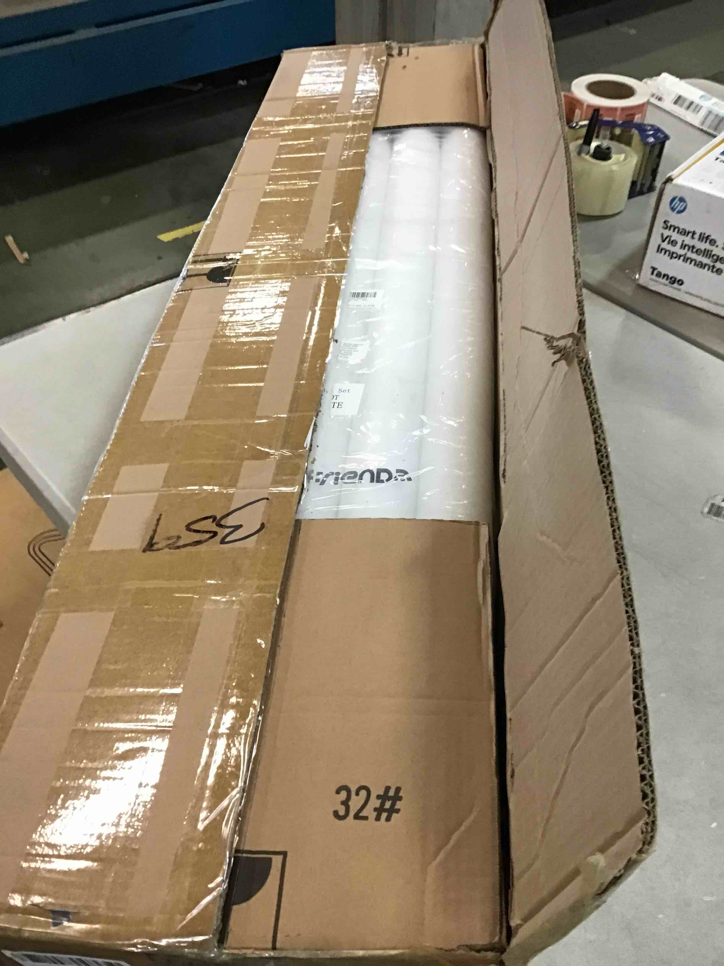 https://s3.amazonaws.com/lotting-images-prod/bidfta/RED6023506_1708454239772.jpeg