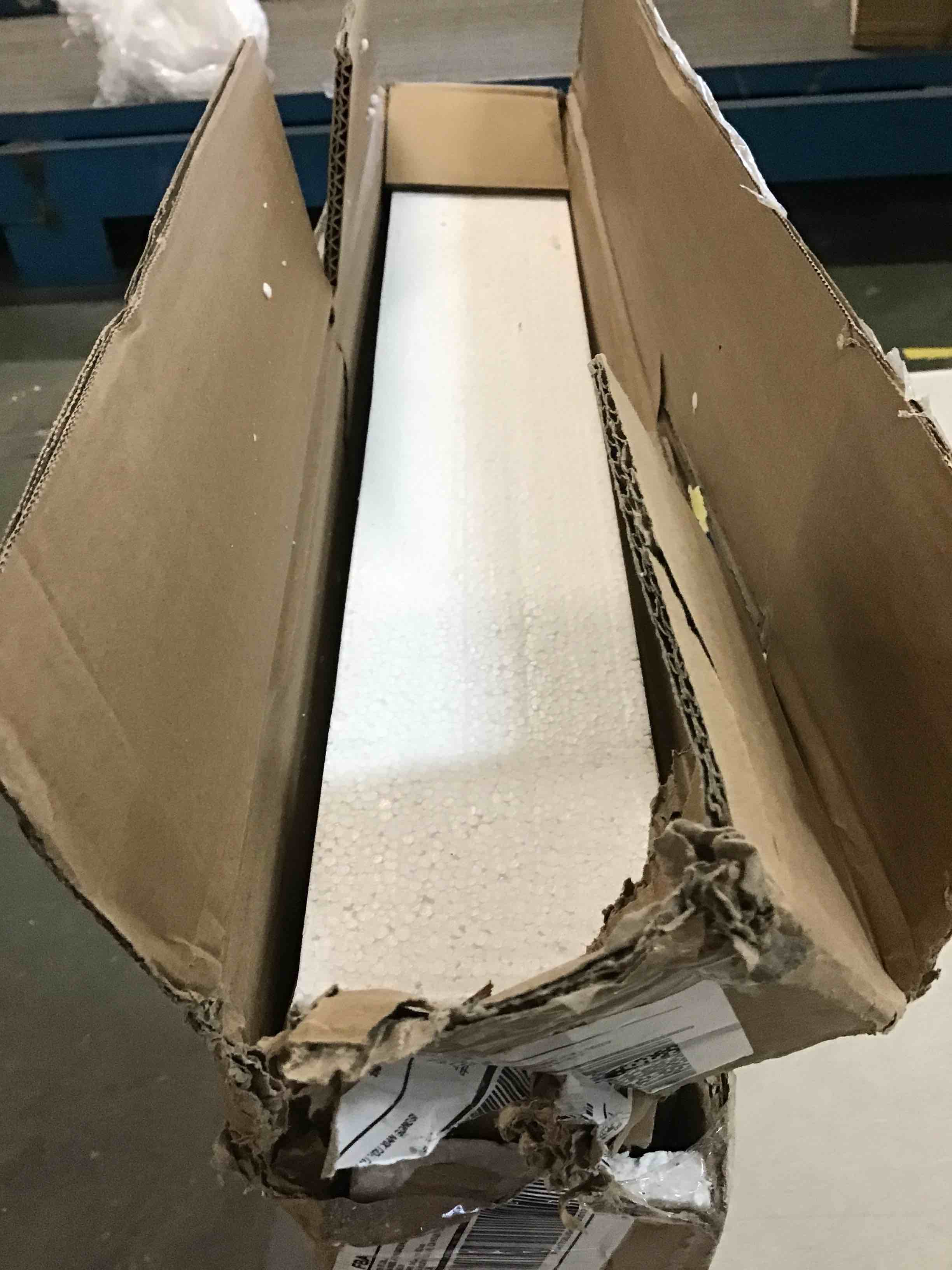 https://s3.amazonaws.com/lotting-images-prod/bidfta/RED6023557_1708461512571.jpeg