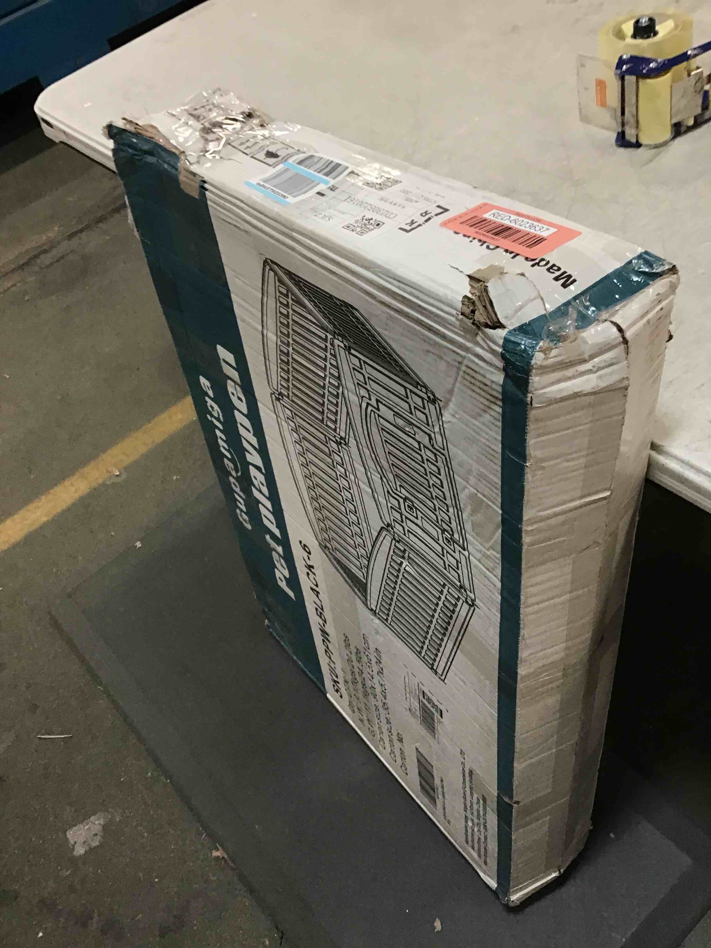 https://s3.amazonaws.com/lotting-images-prod/bidfta/RED6023638_1708524908728.jpeg