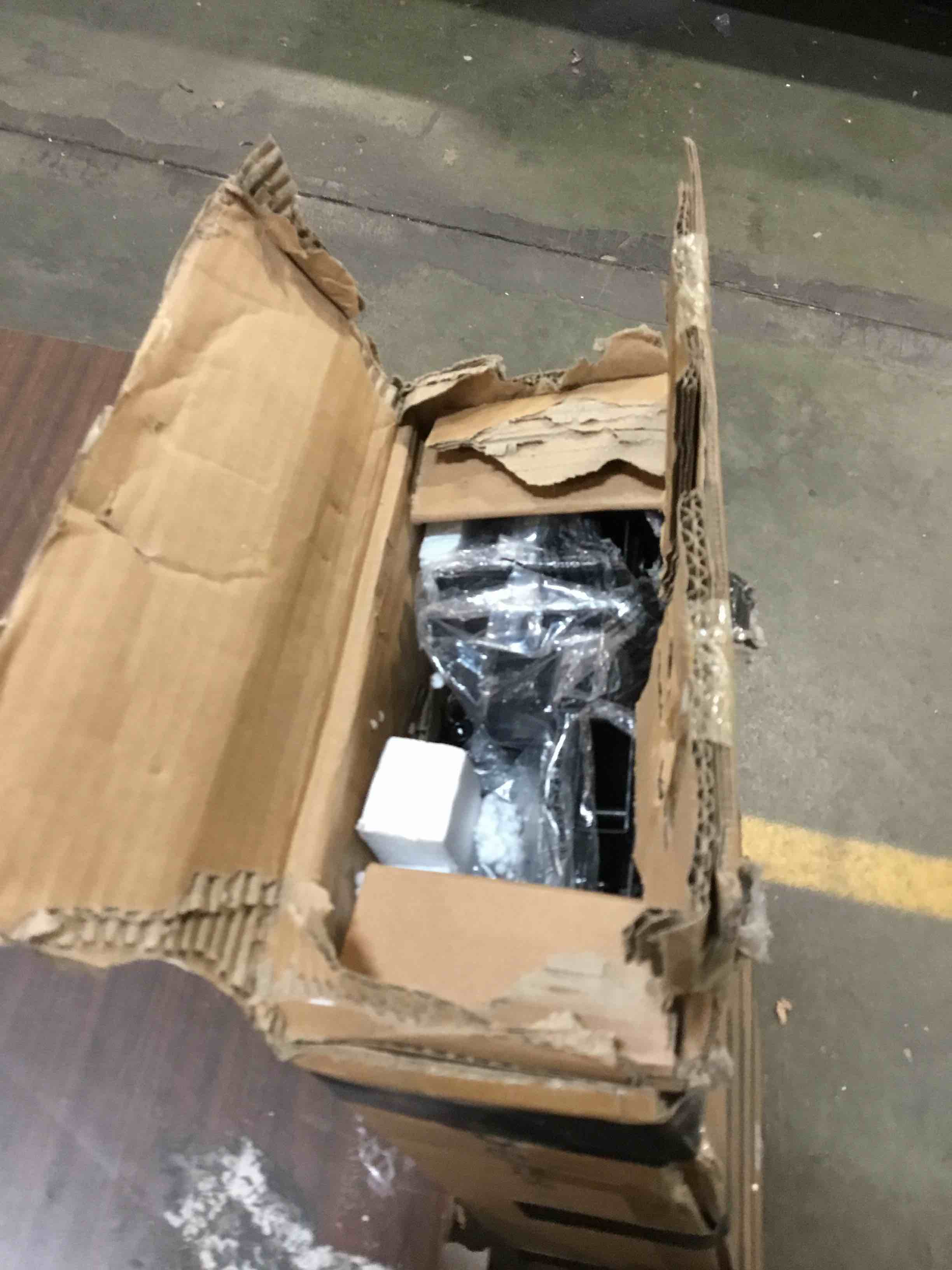https://s3.amazonaws.com/lotting-images-prod/bidfta/RED6023948_1708626277832.jpeg