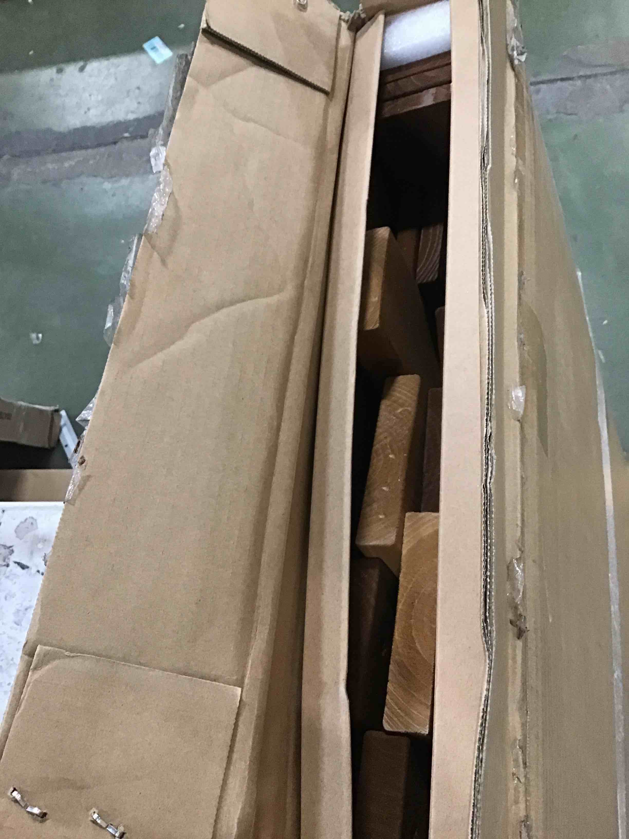 https://s3.amazonaws.com/lotting-images-prod/bidfta/RED6024051_1708691940871.jpeg