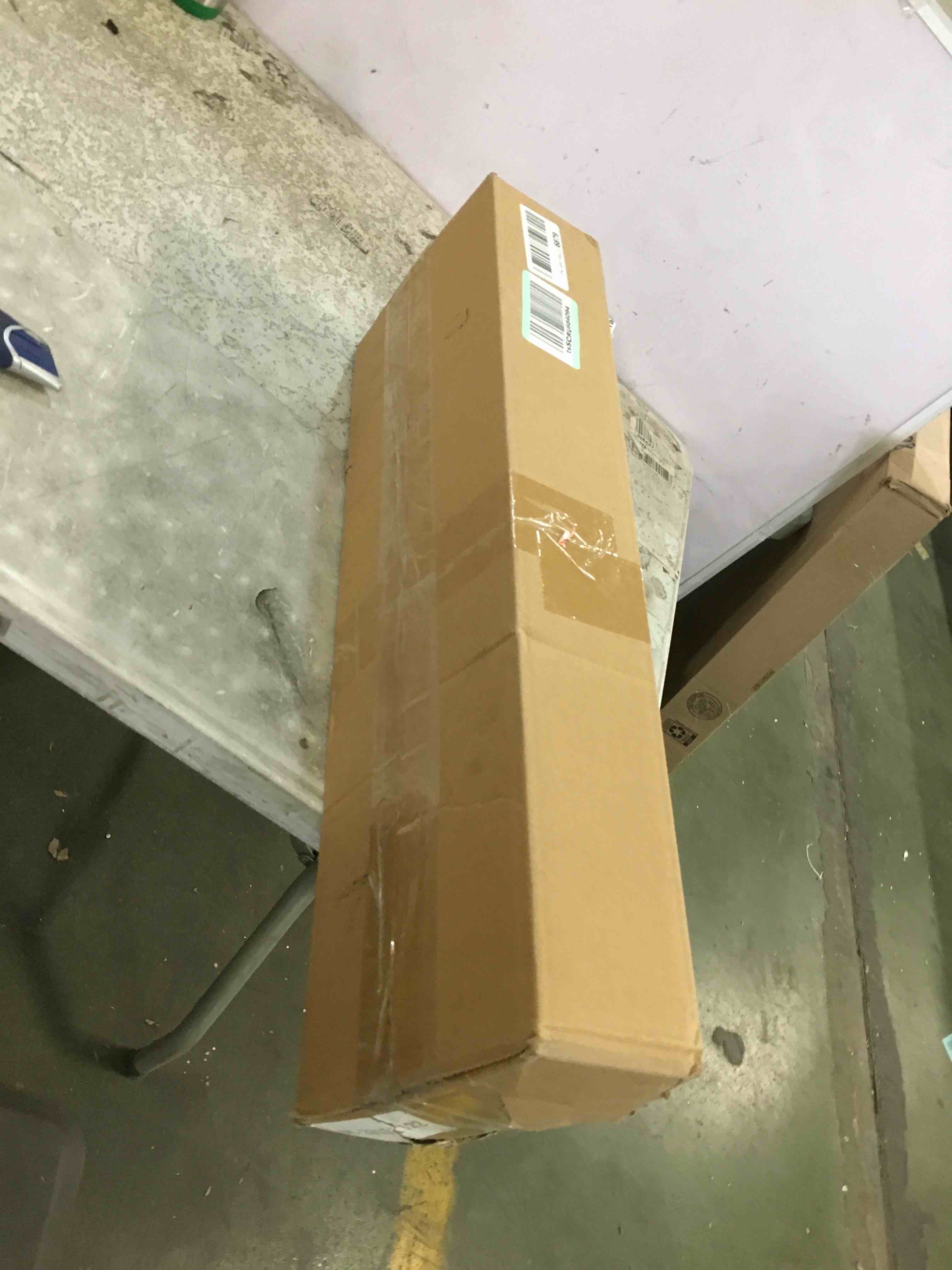 https://s3.amazonaws.com/lotting-images-prod/bidfta/RED6024222_1708715220806.jpeg