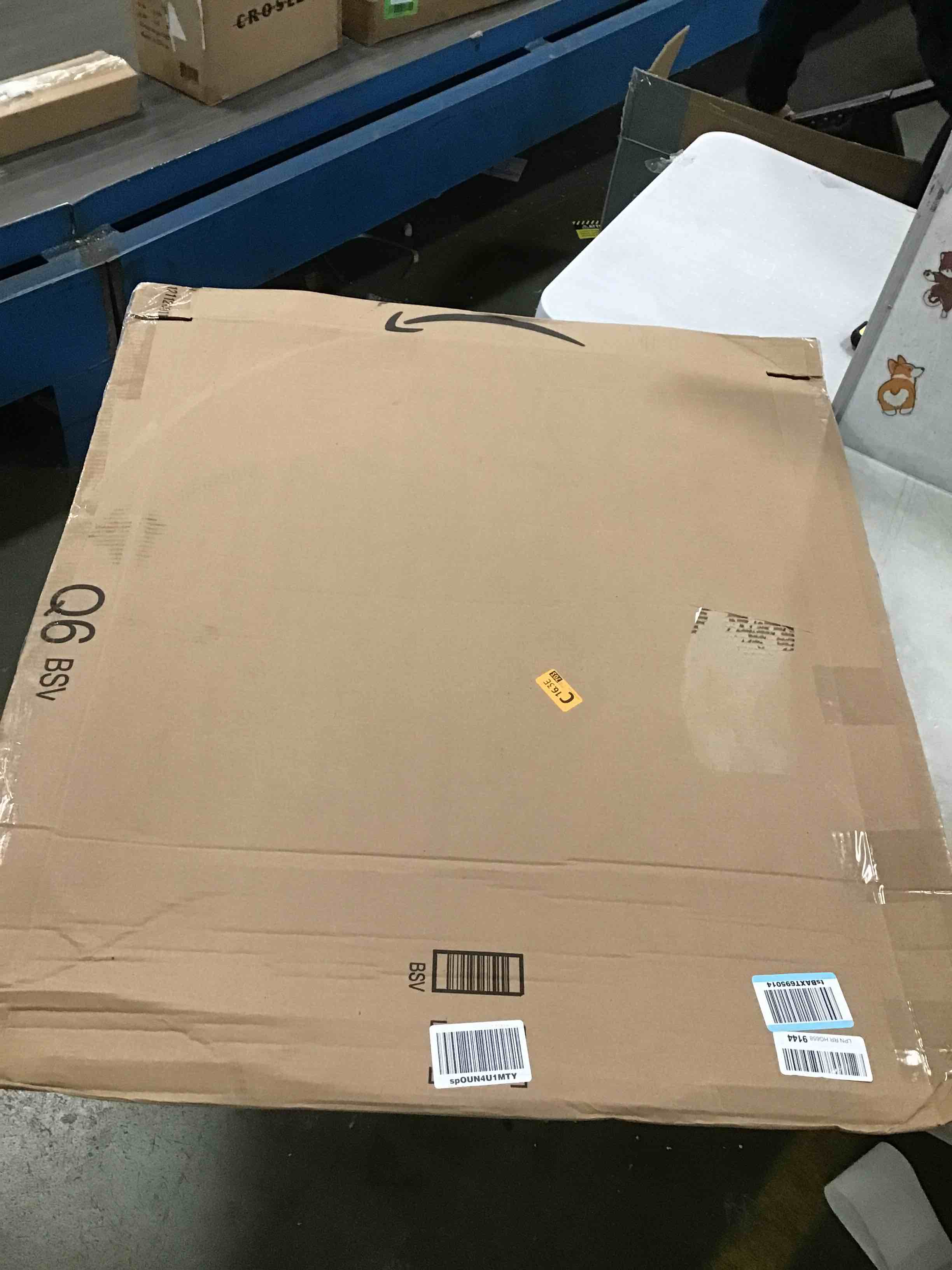 https://s3.amazonaws.com/lotting-images-prod/bidfta/RED6024420_1709309303601.jpeg