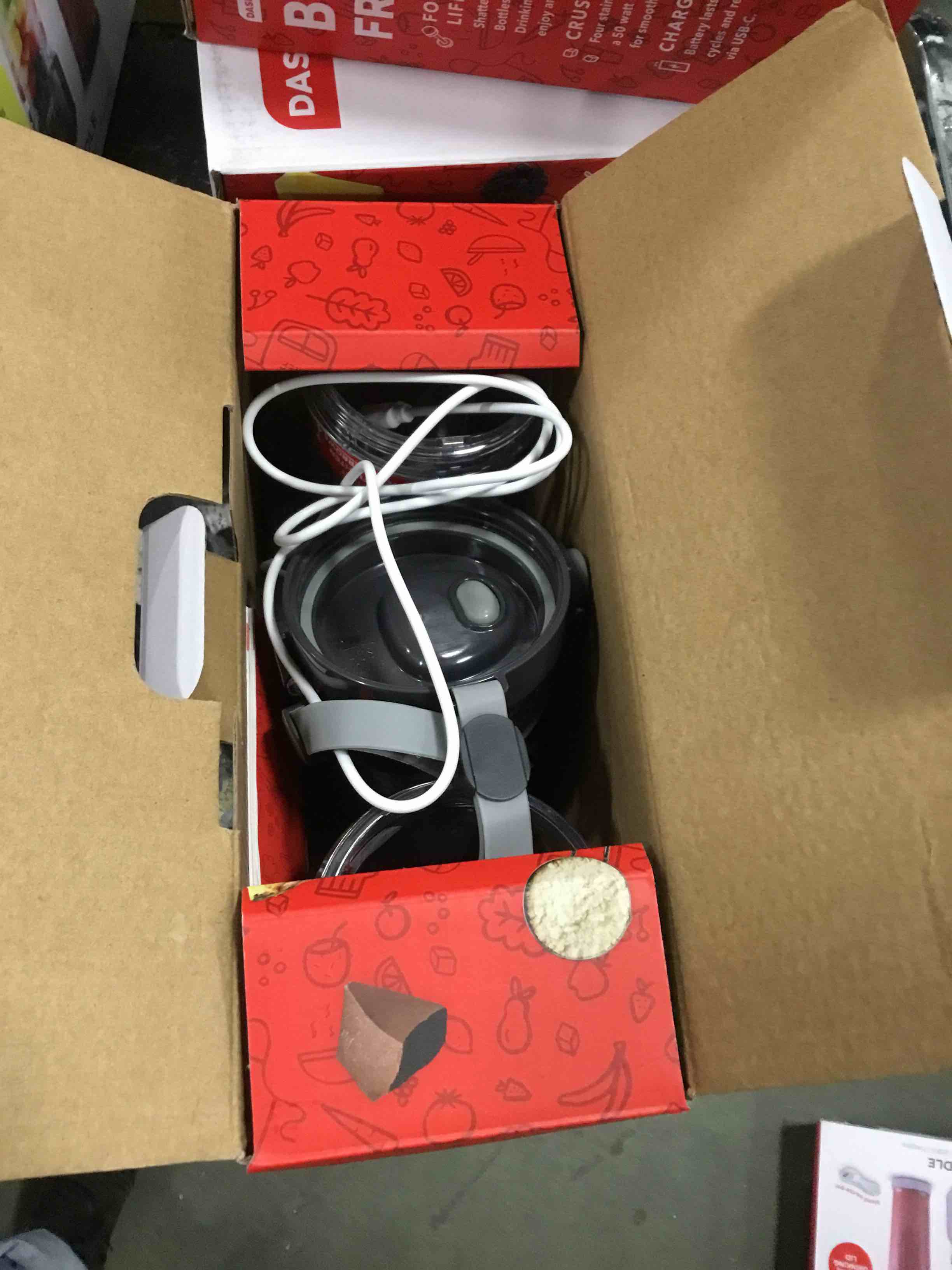 https://s3.amazonaws.com/lotting-images-prod/bidfta/RED6024491_1708608231606.jpeg
