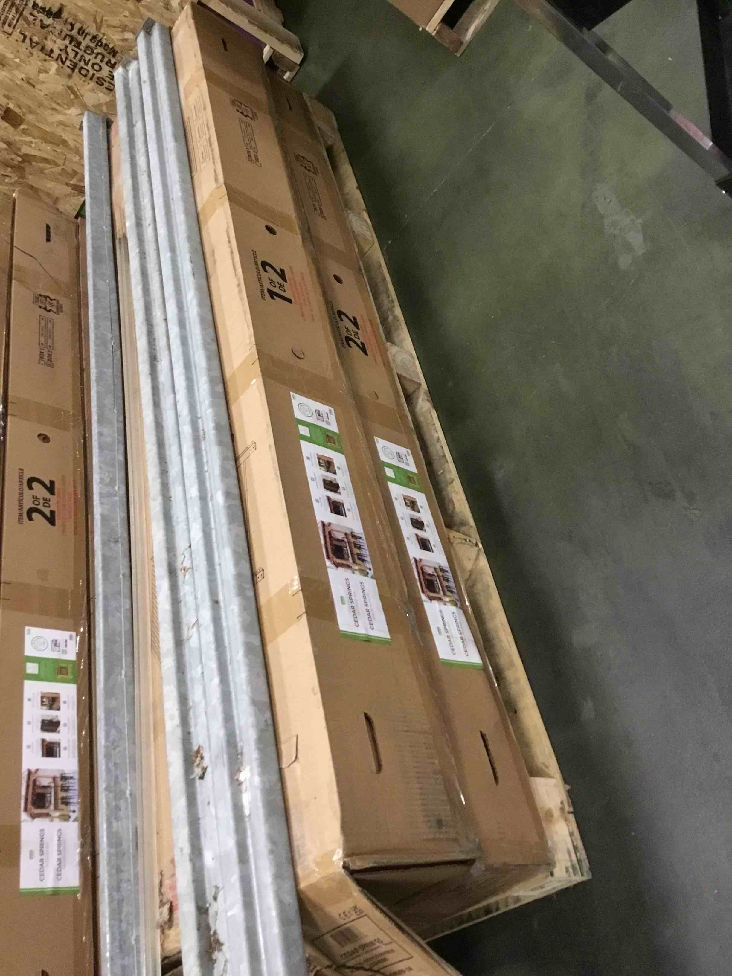 https://s3.amazonaws.com/lotting-images-prod/bidfta/RED6024620_1708632163409.jpeg